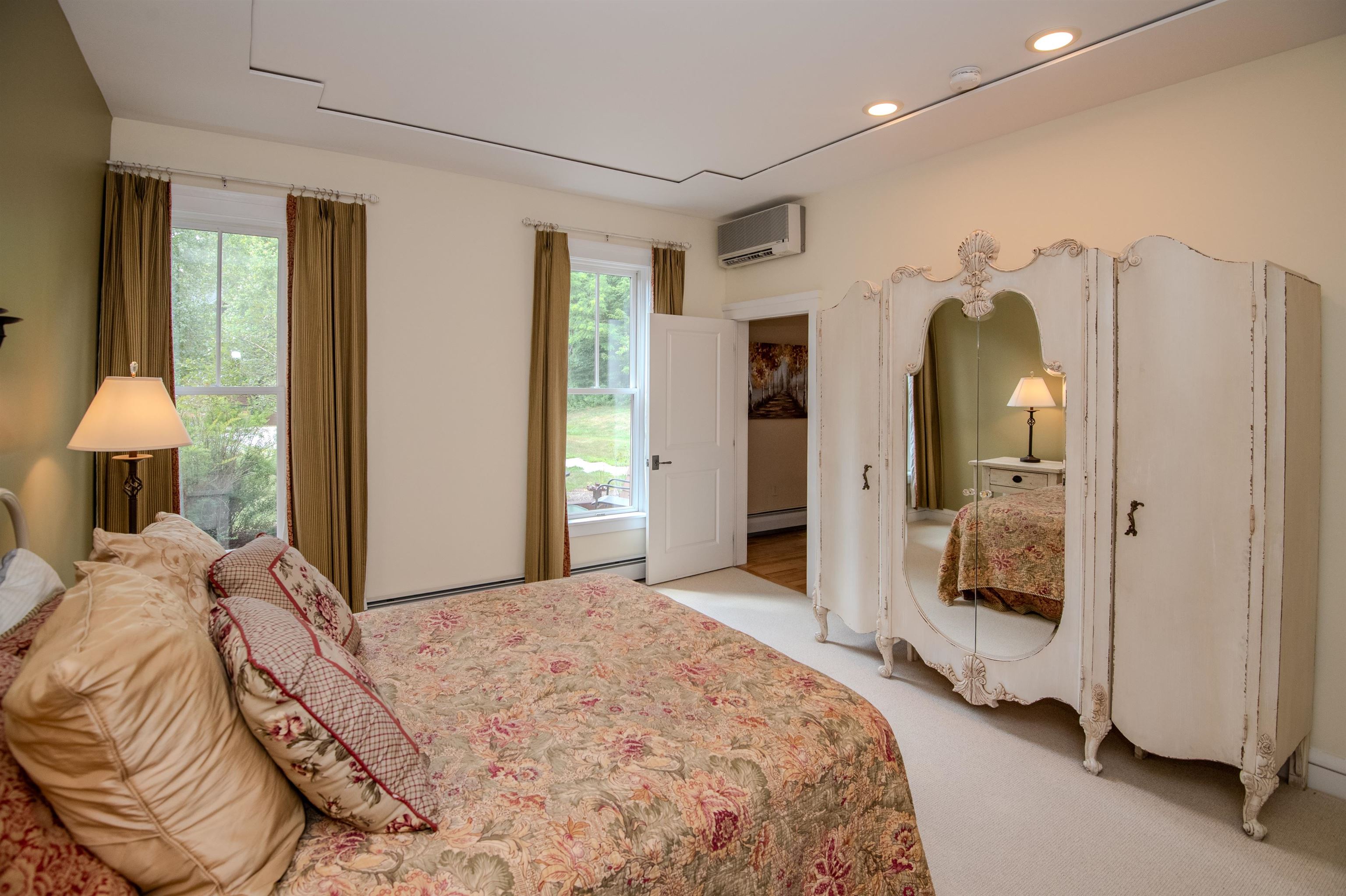 28 Carriage Lane Property Photo 12