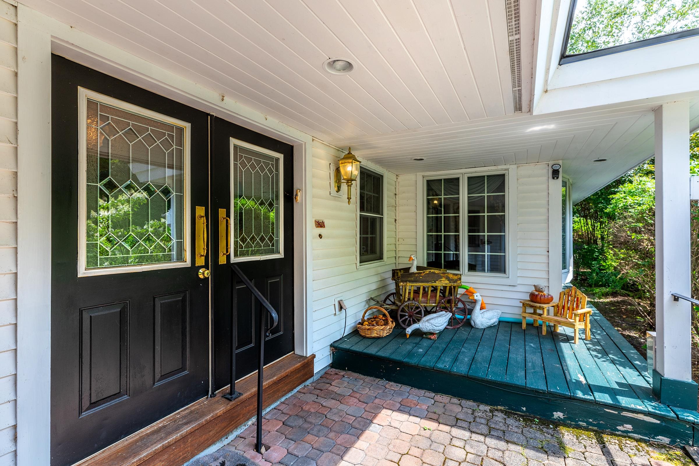 842 Dorset West Road Property Photo 4