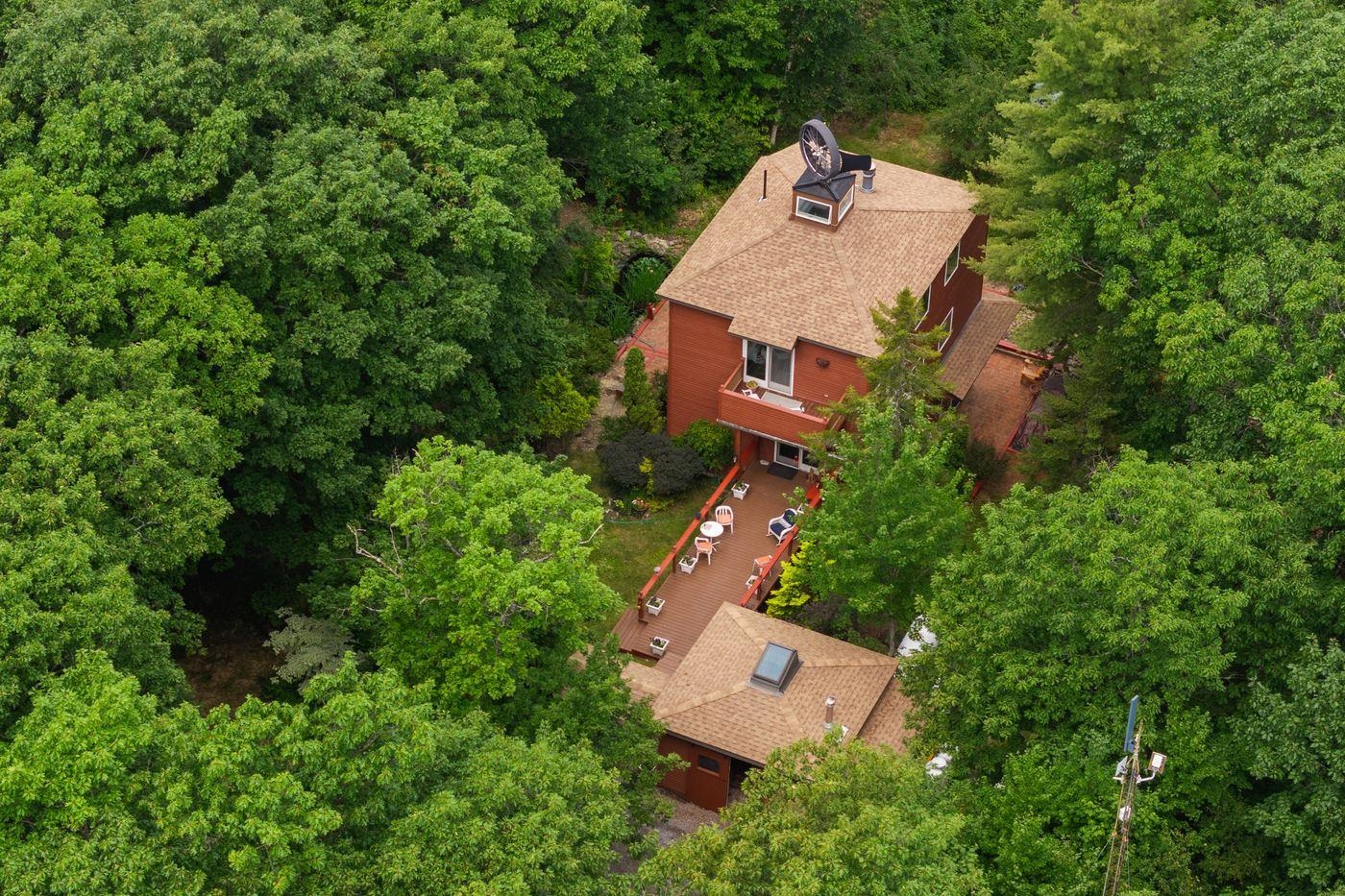906 Shedd Hill Road Property Photo 2