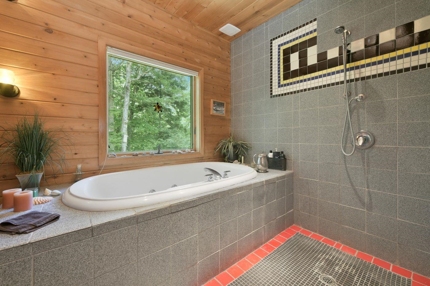 906 Shedd Hill Road Property Photo 11