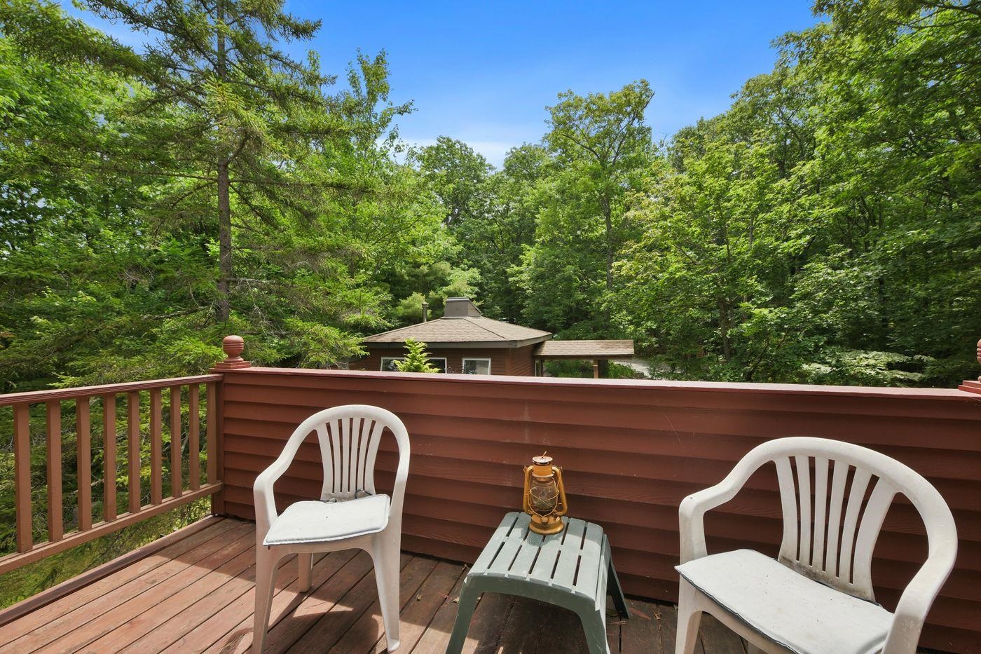 906 Shedd Hill Road Property Photo 20