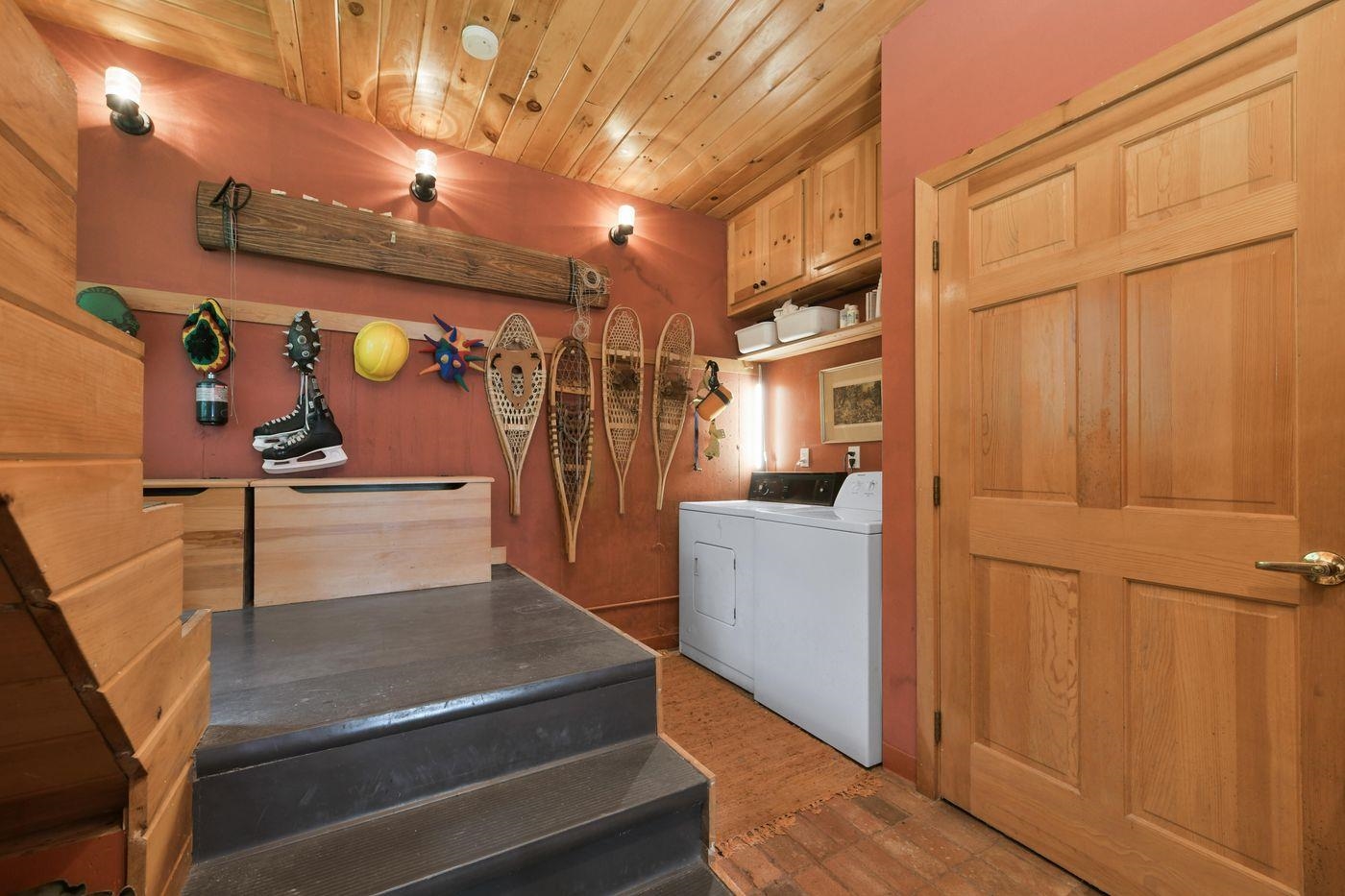 906 Shedd Hill Road Property Photo 22