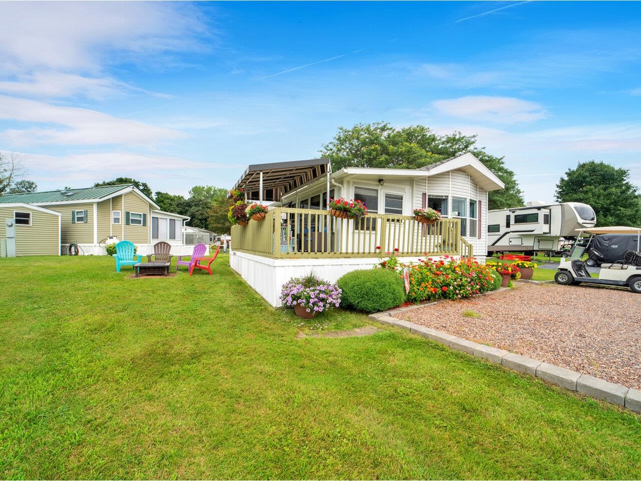 16 Heron Lane Property Photo 2