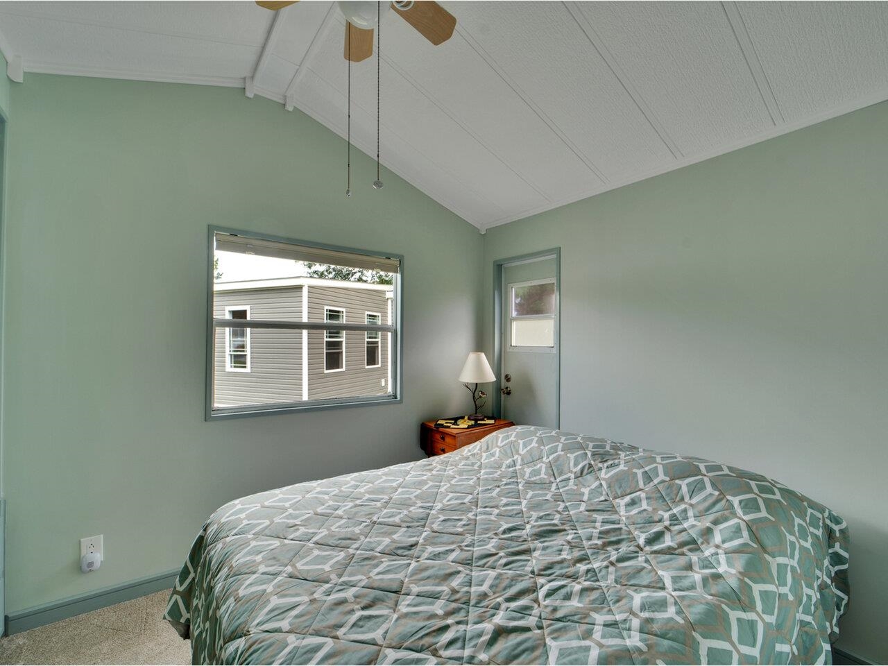 16 Heron Lane Property Photo 13