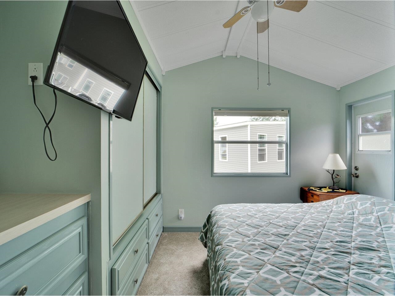16 Heron Lane Property Photo 14