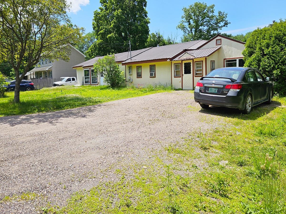 250 Colchester Road Property Photo 1