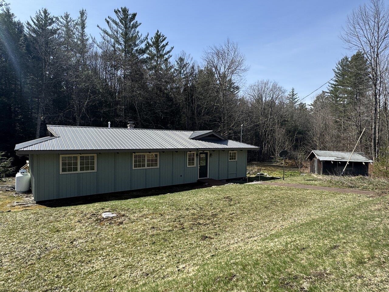 1012 Mountain Road Property Photo