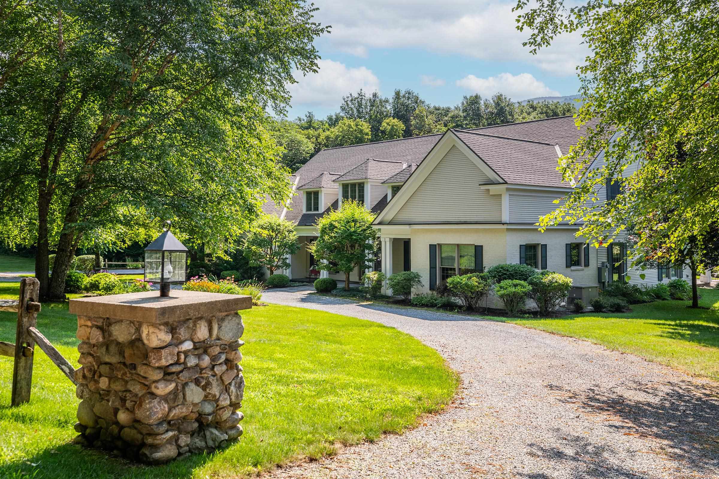 430 Riverbend Drive Property Photo