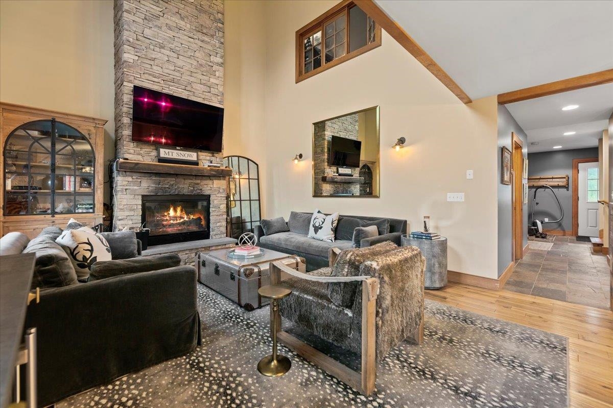 1b Mortise Lane Property Photo