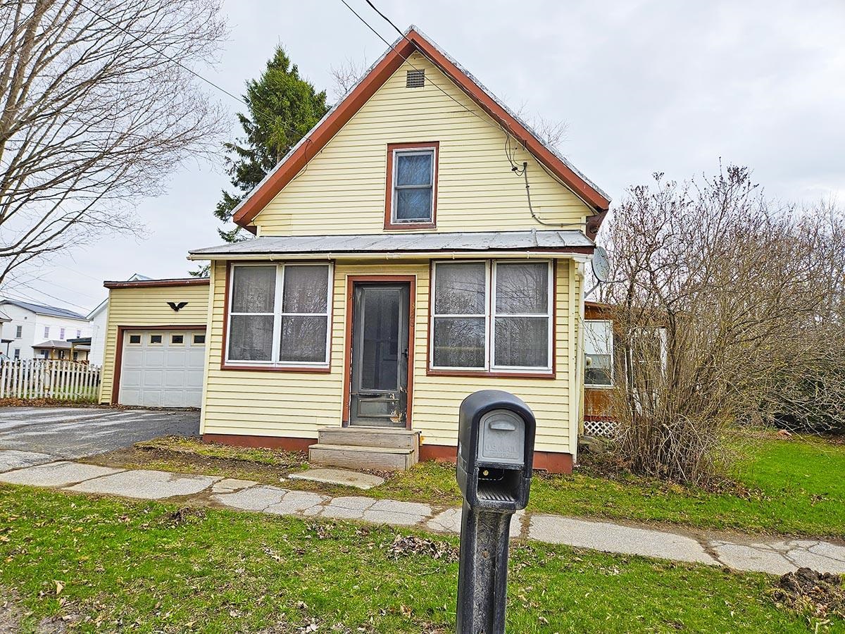 326 Pleasant Street Property Photo