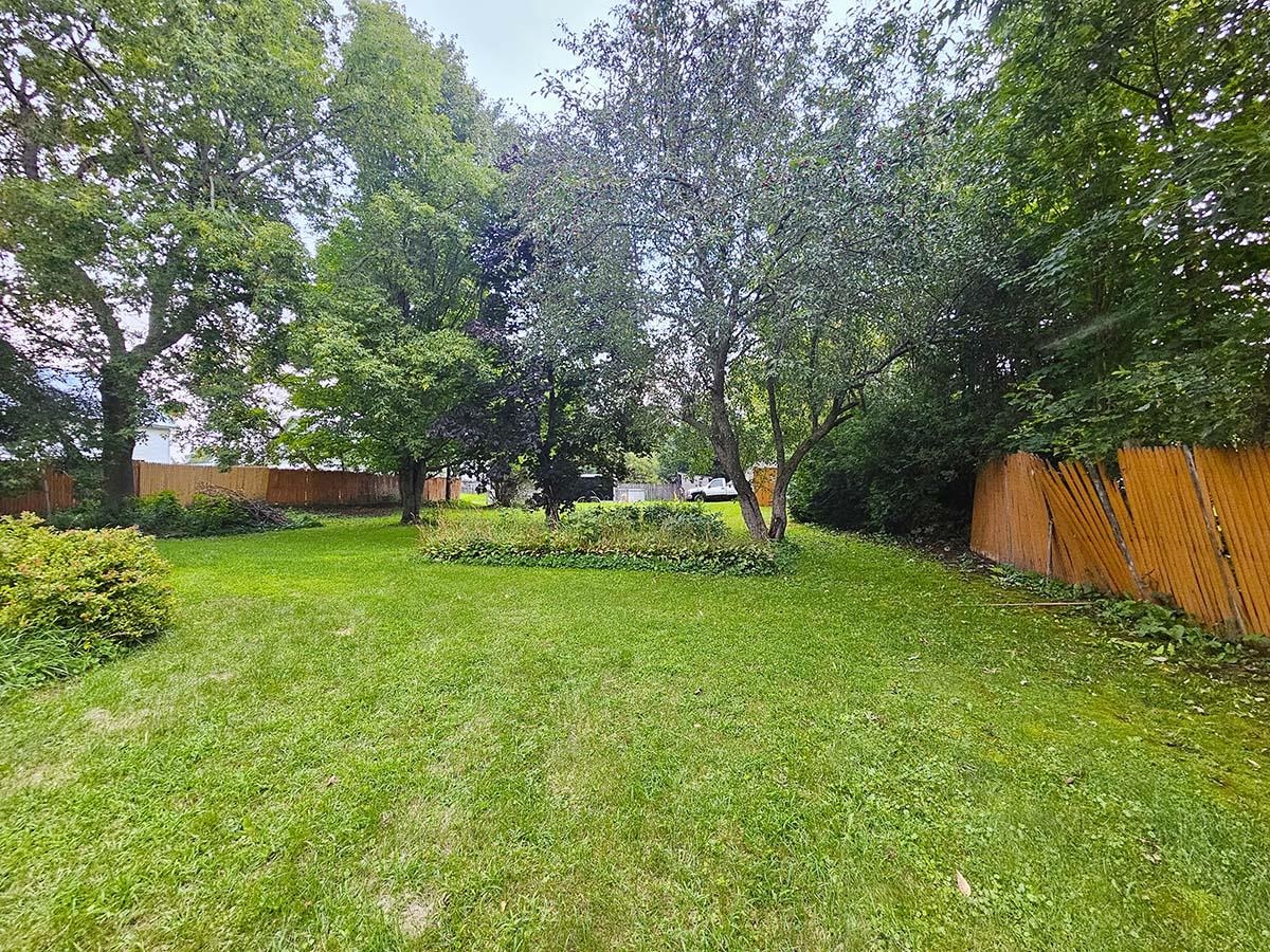 326 Pleasant Street Property Photo 16