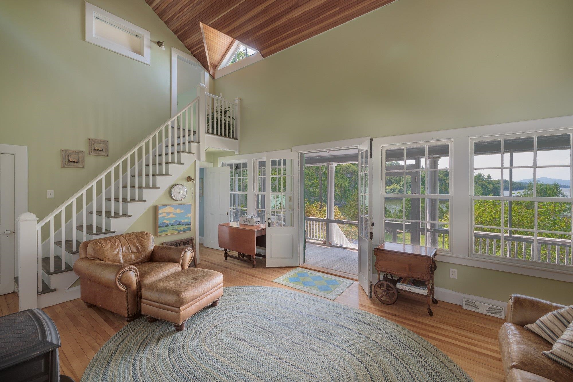 1044 Grosse Point Road Property Photo 48