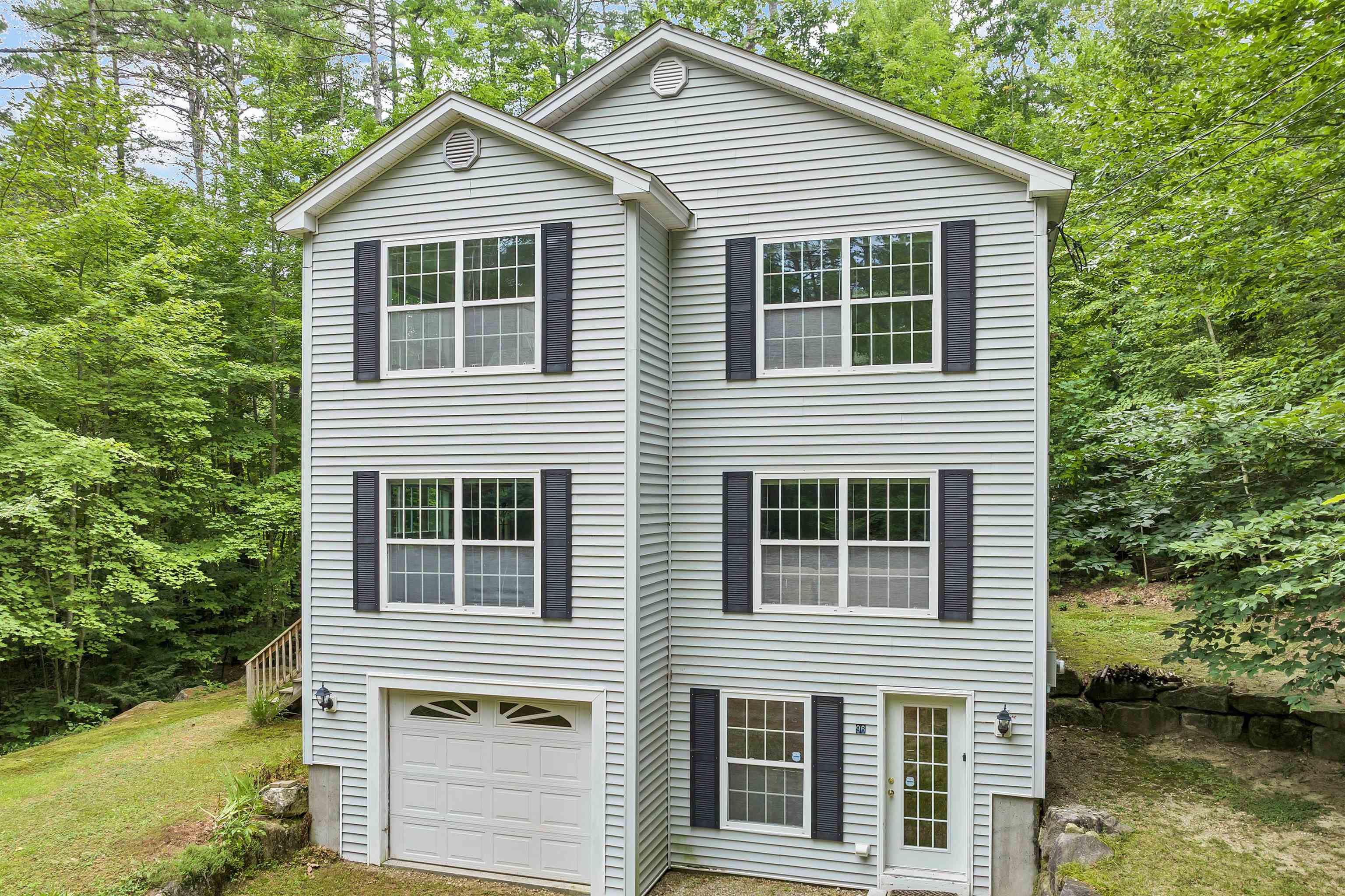 96 Olympia Street Property Photo 2