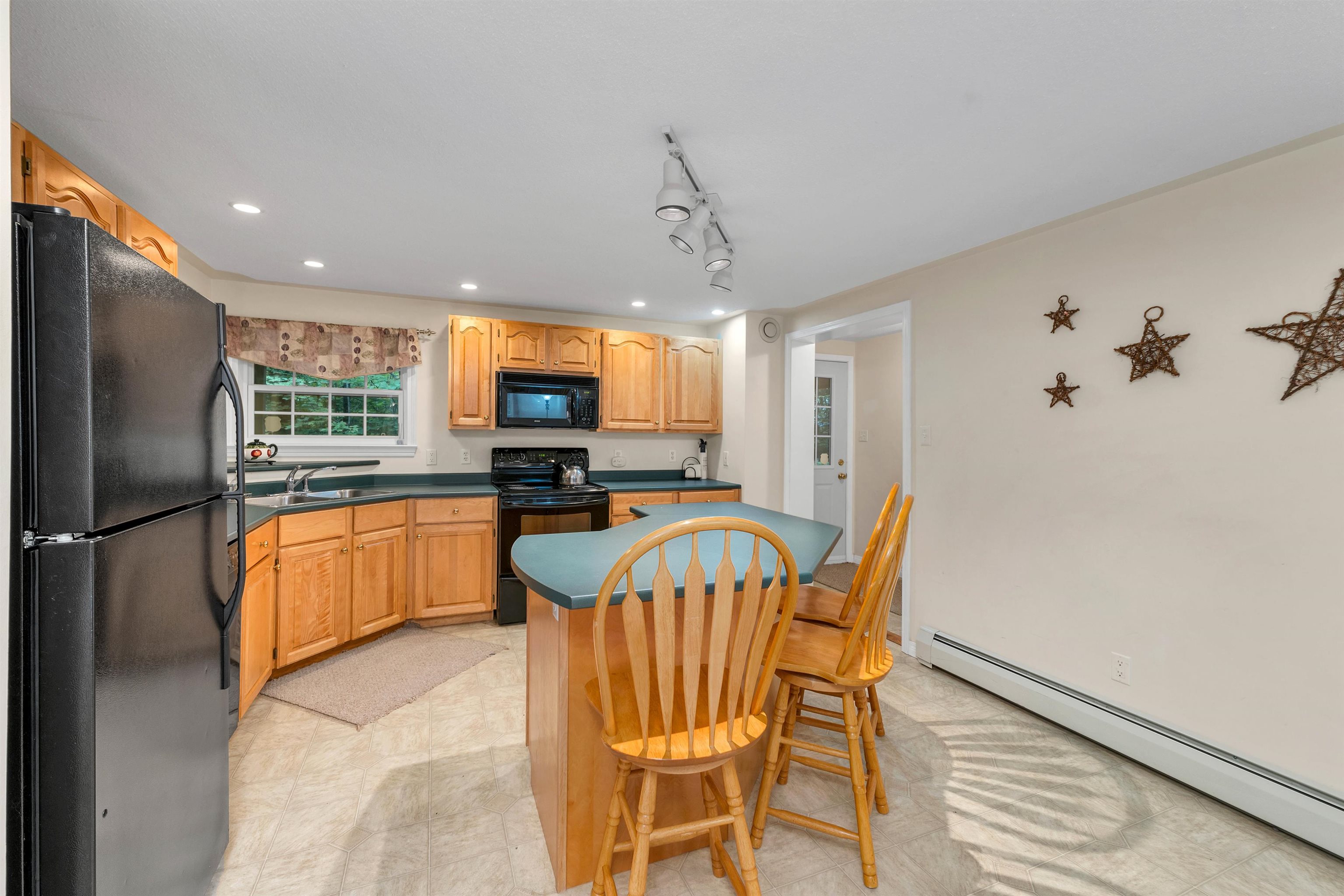 96 Olympia Street Property Photo 9