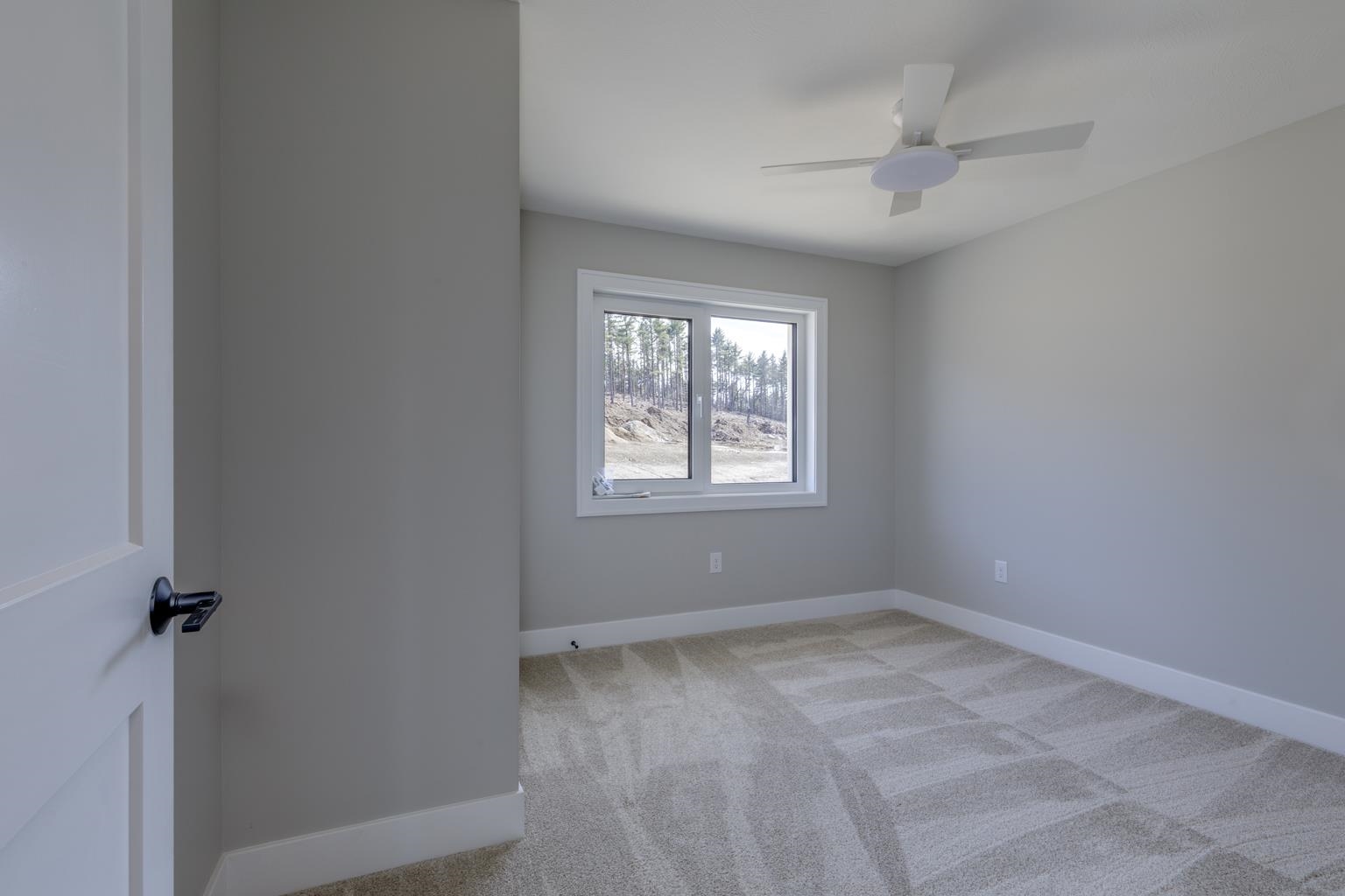 21 Windsor Lane Property Photo 25