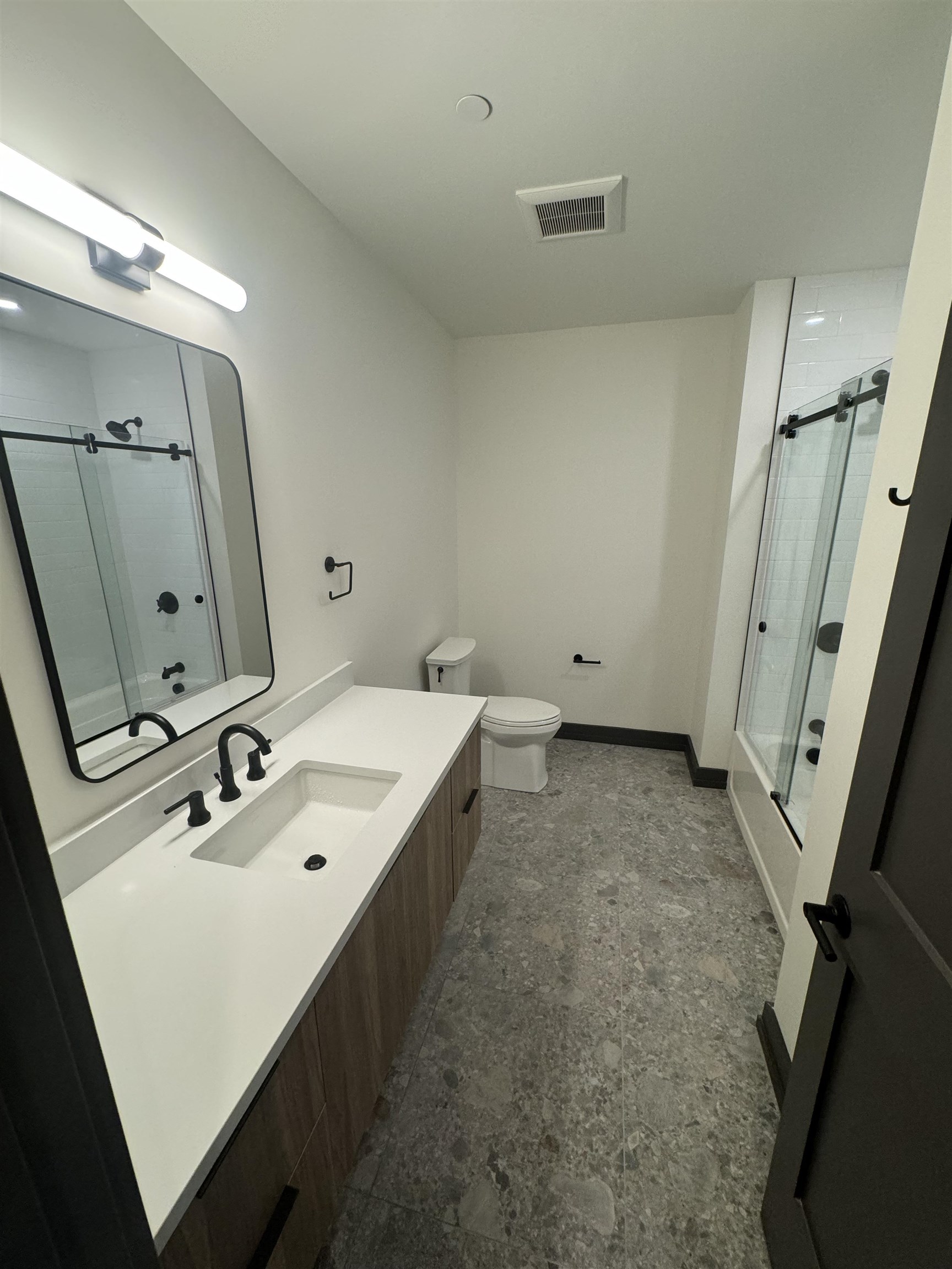 37 Vantage Point Drive Property Photo 15