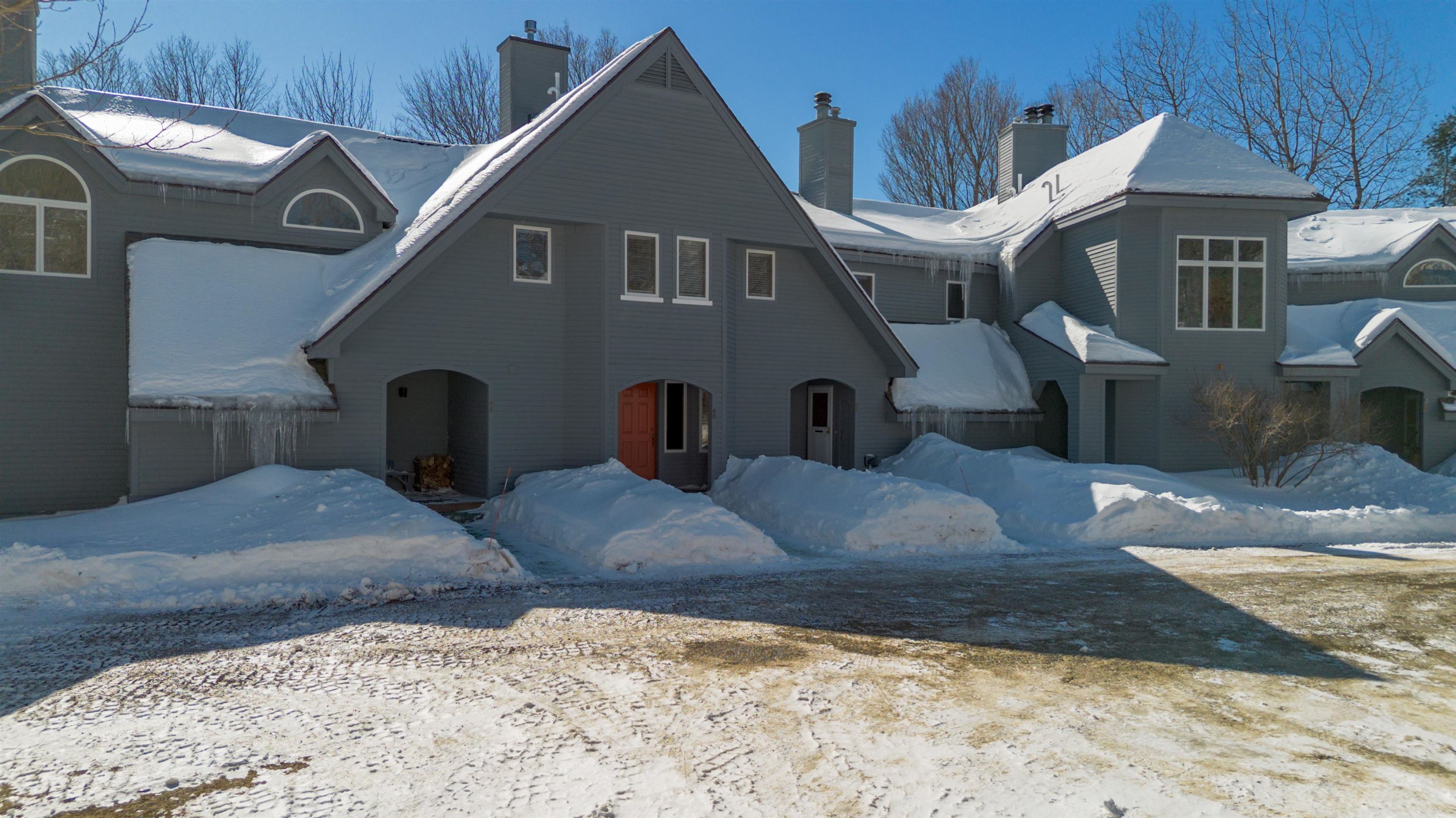 11 Dutchman Lane 4c Property Photo