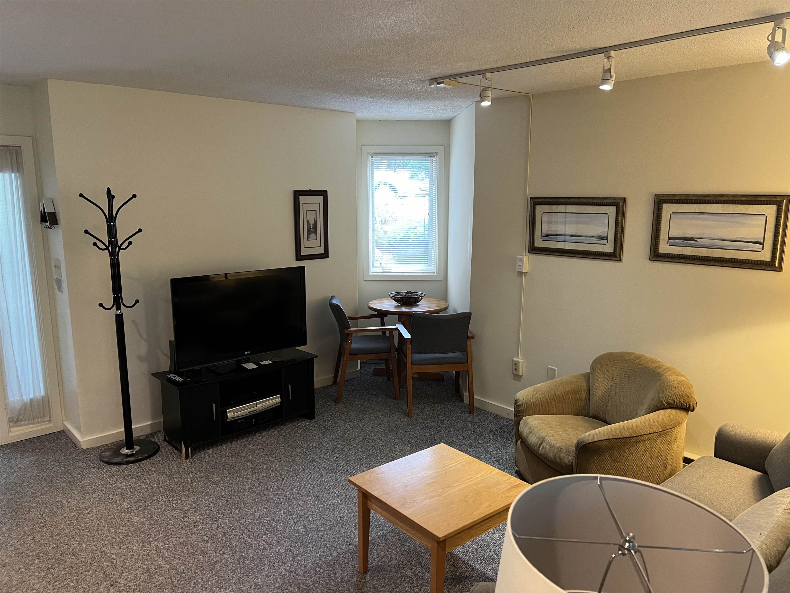 9 Mt. Sun Way Property Photo 4