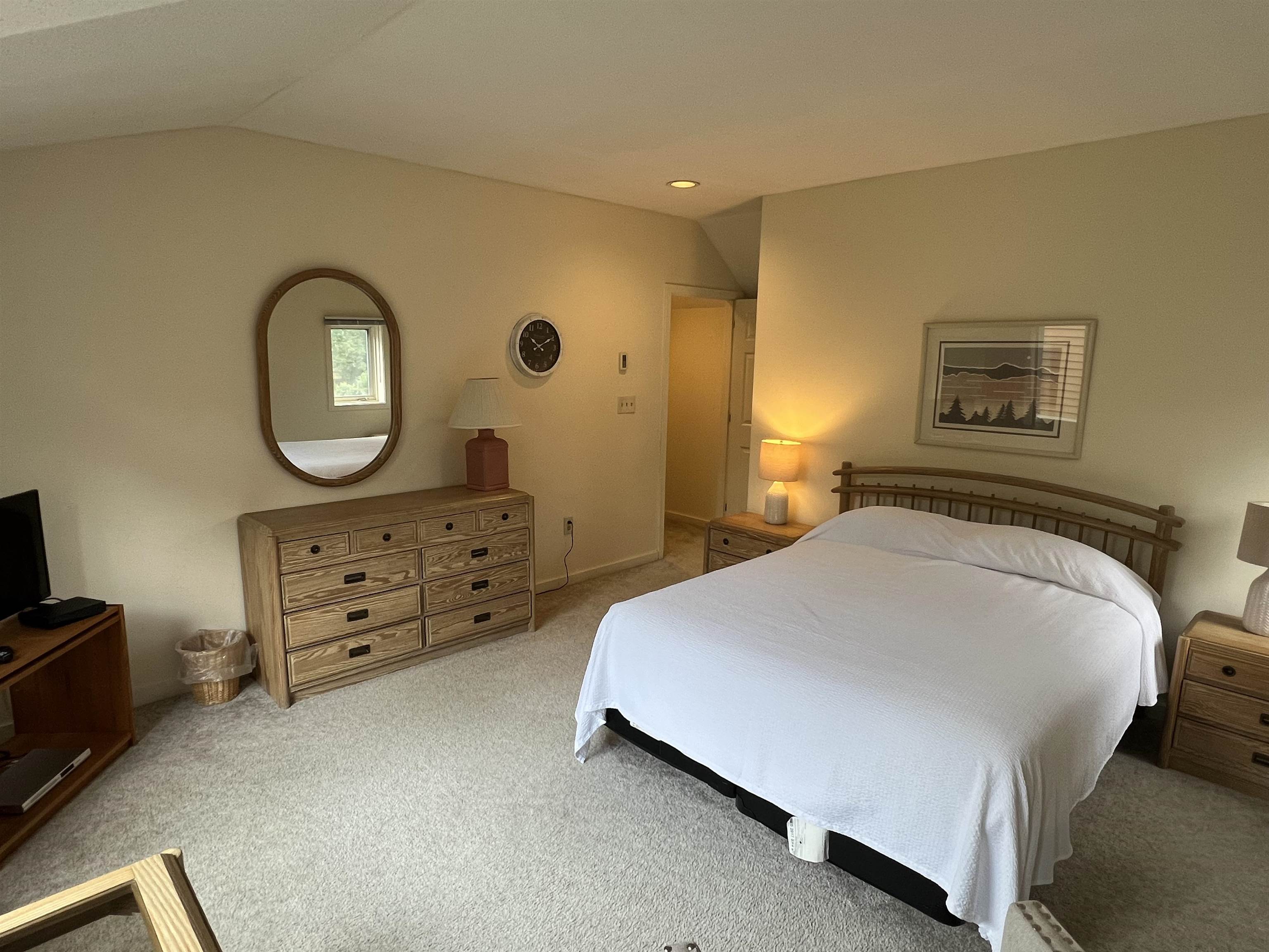 9 Mt. Sun Way Property Photo 14