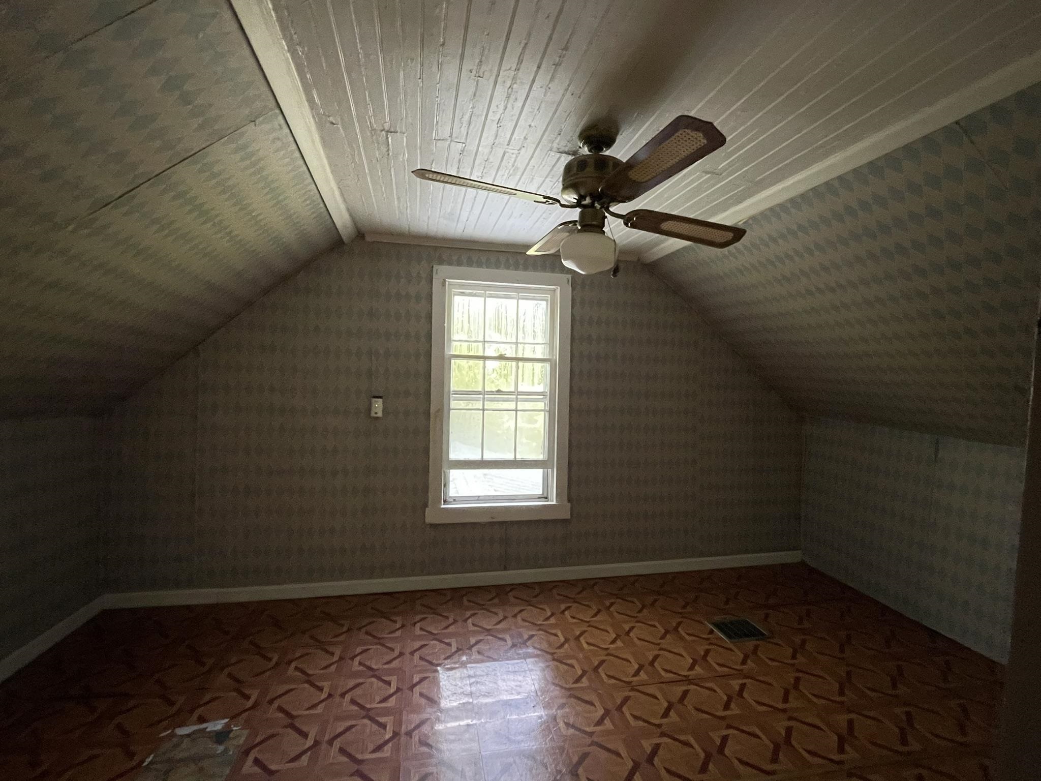 20-22 Green Road Property Photo 20
