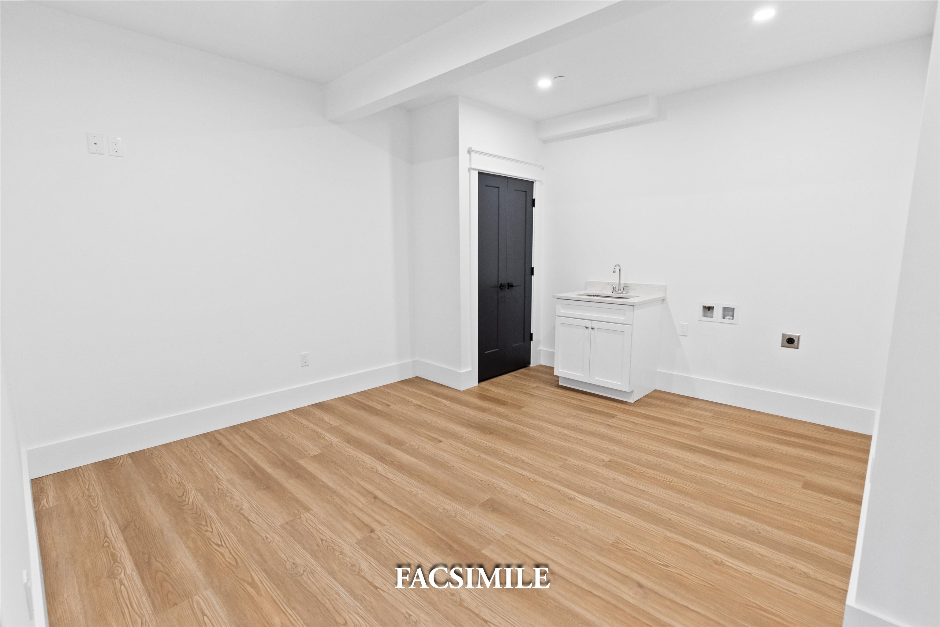 27 First Point Road Property Photo 53