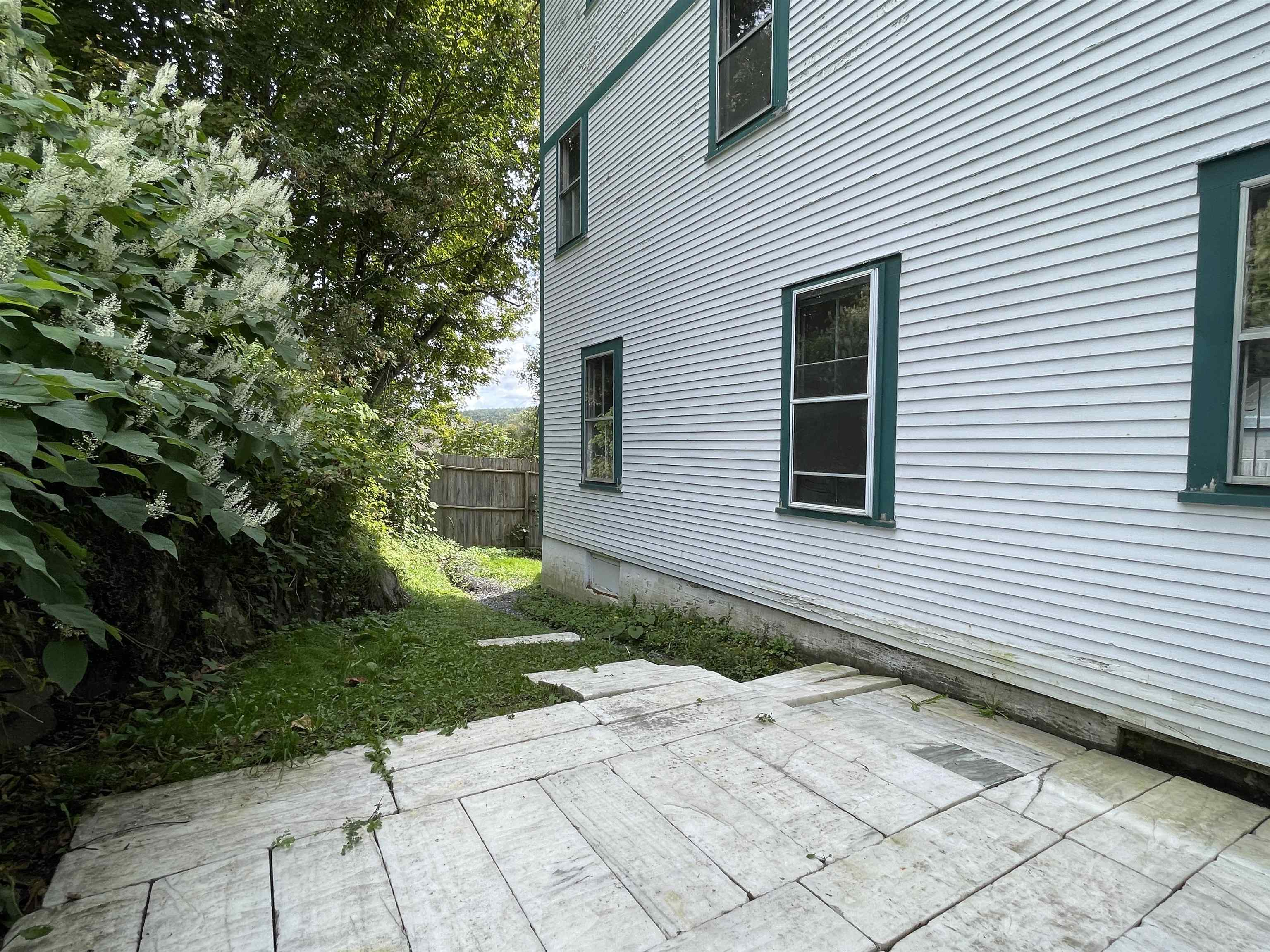15 School Street Property Photo 41