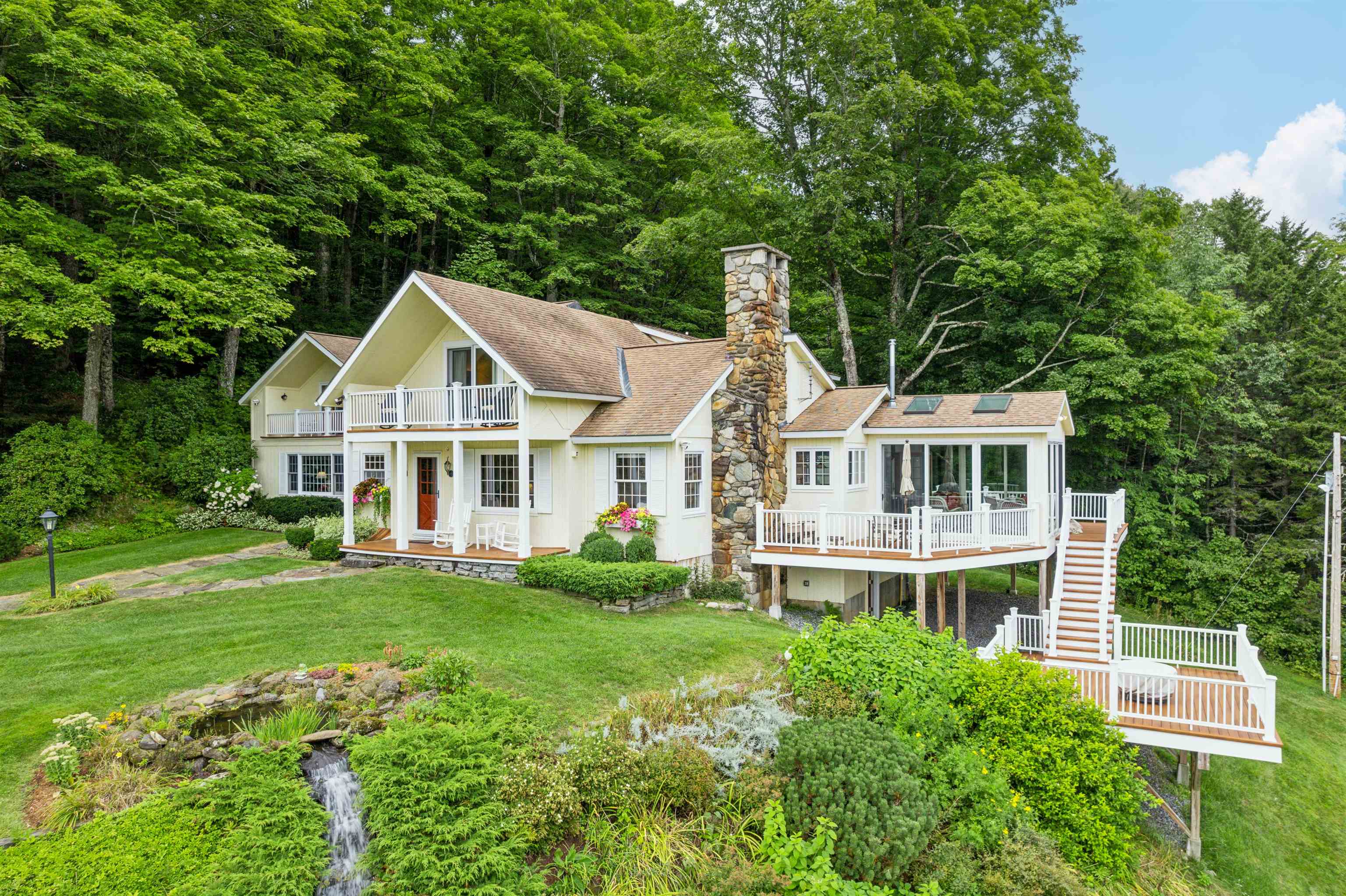 77 Newton Road Property Photo