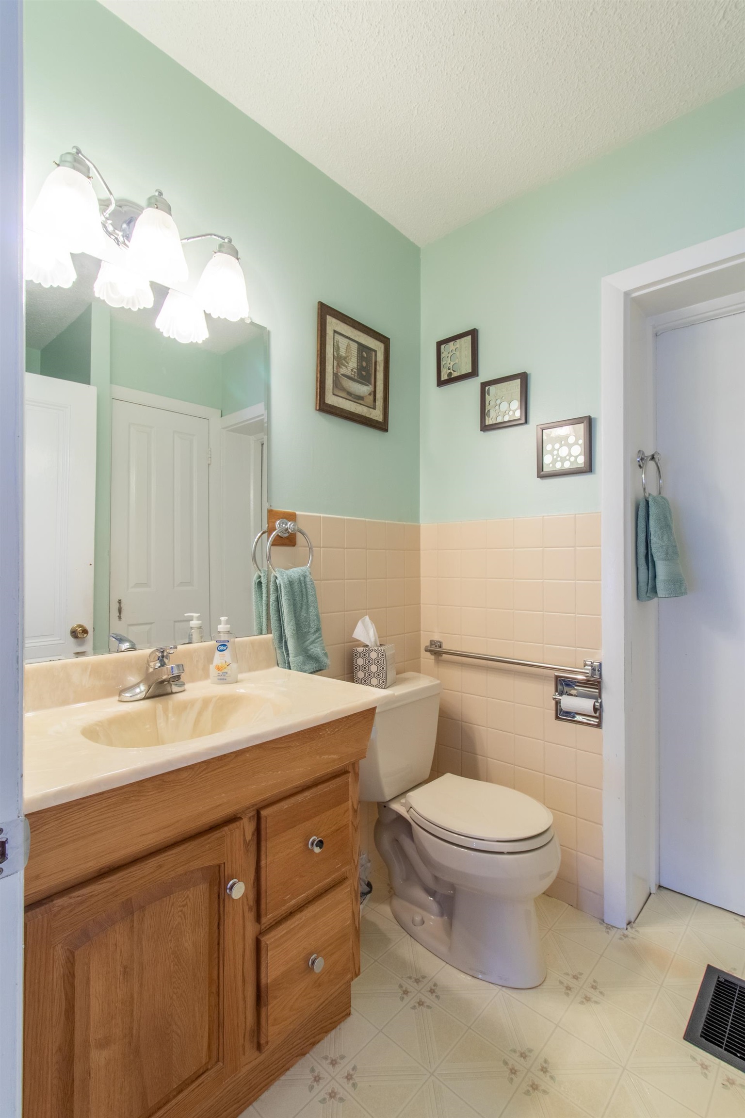 6694 Vt Route 100 Property Photo 37