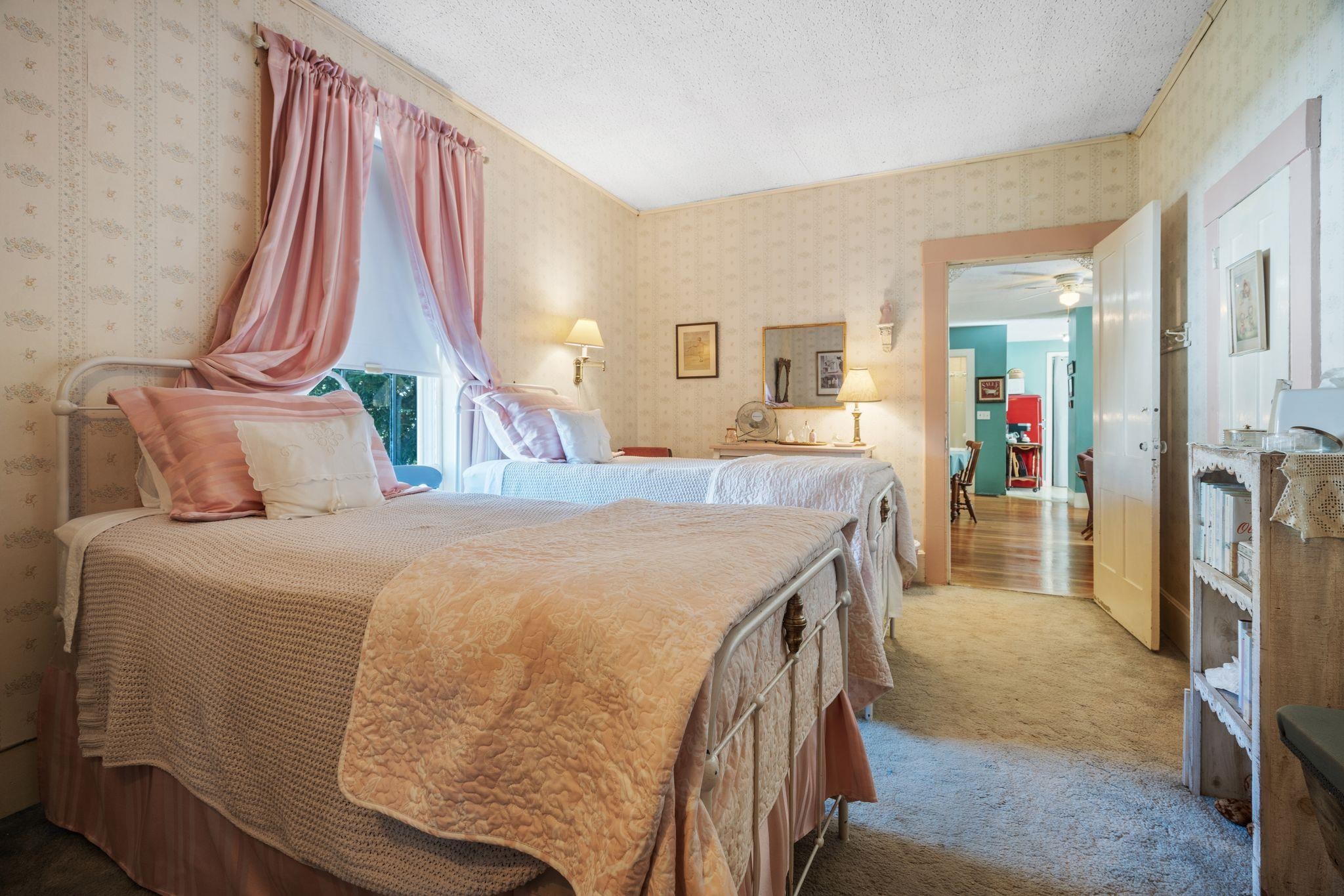 49 Park Street Property Photo 18