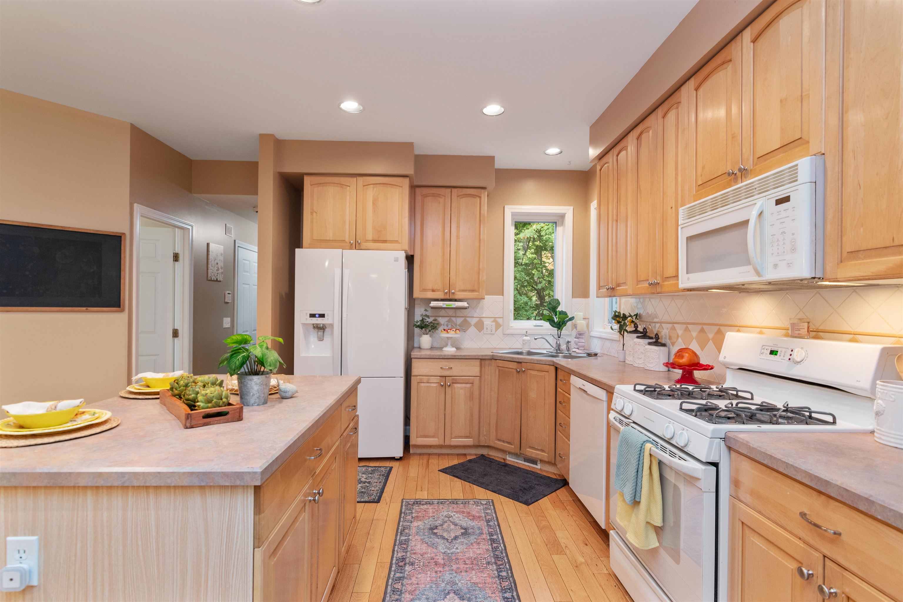 63 Sydney Drive Property Photo 14