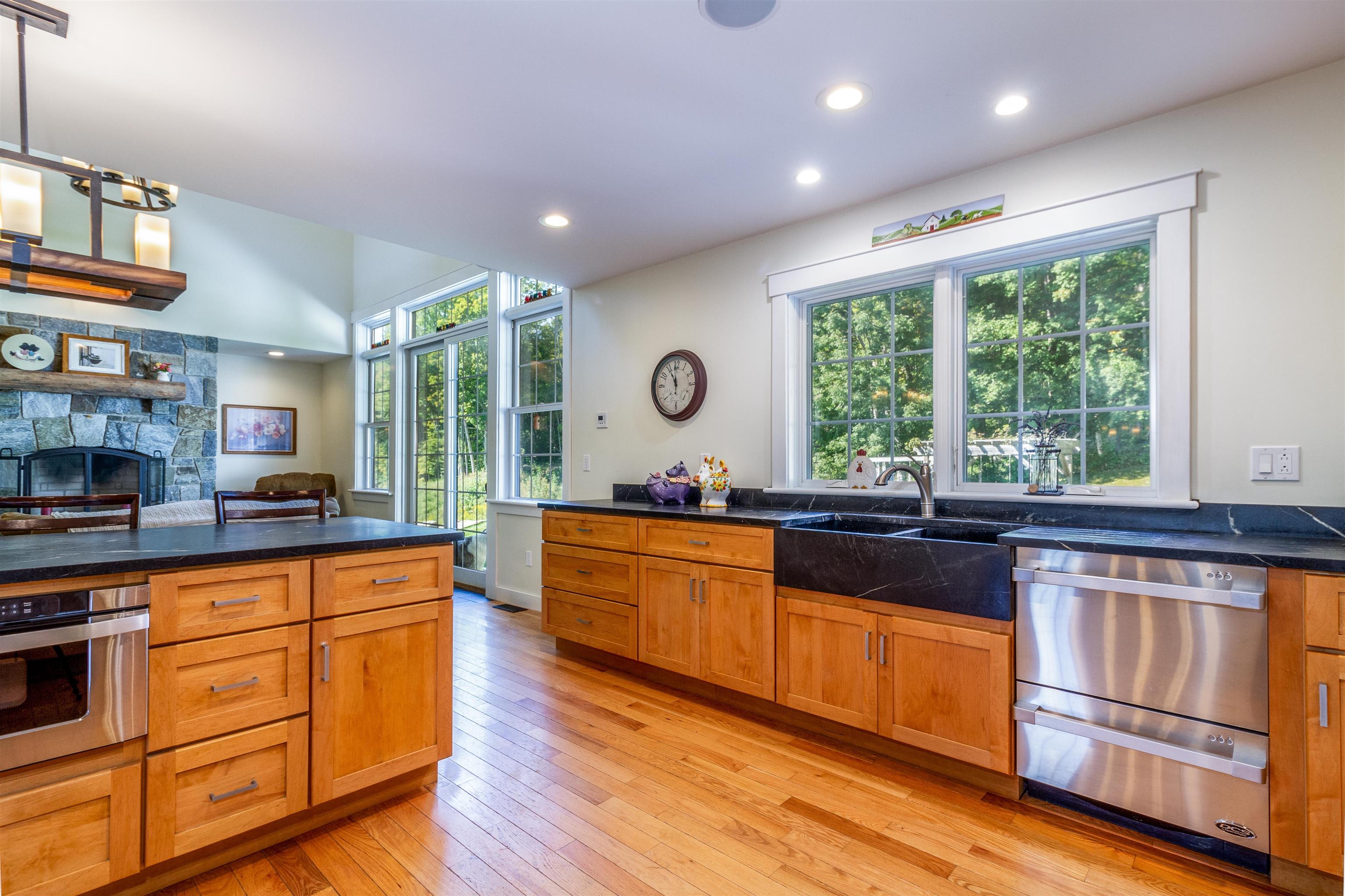 333 Creek Road Property Photo 15
