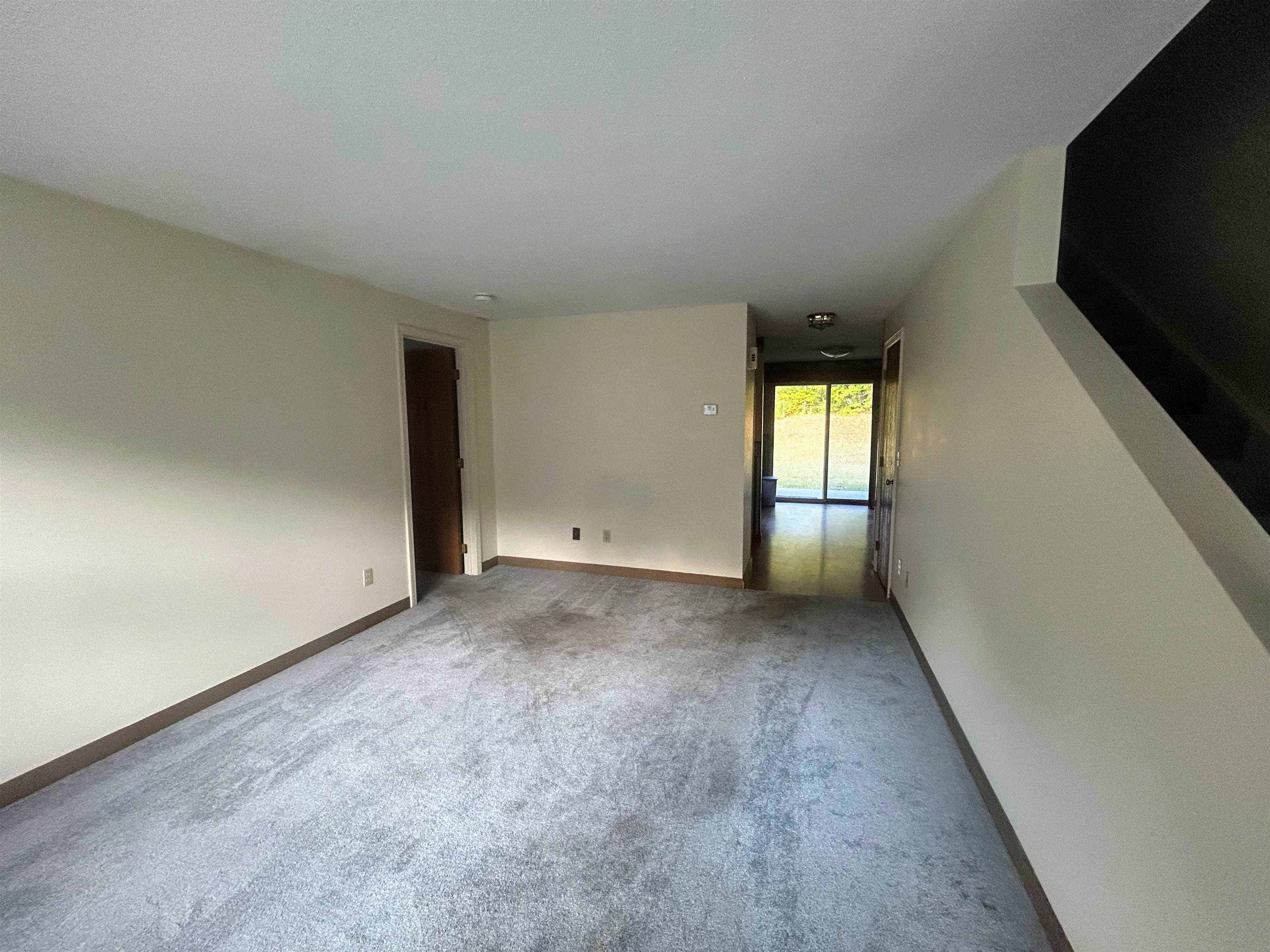 8 Pine Brook Lane Property Photo 7