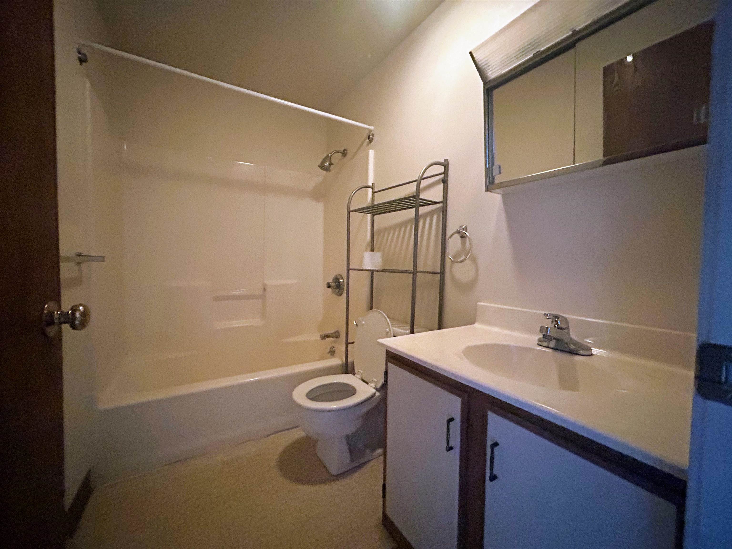 8 Pine Brook Lane Property Photo 17