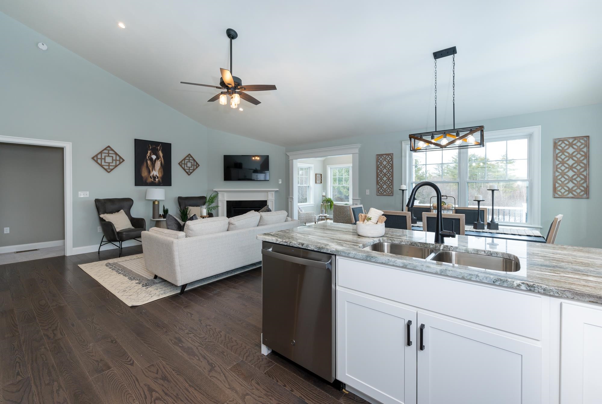 8 Village Way Property Photo 20
