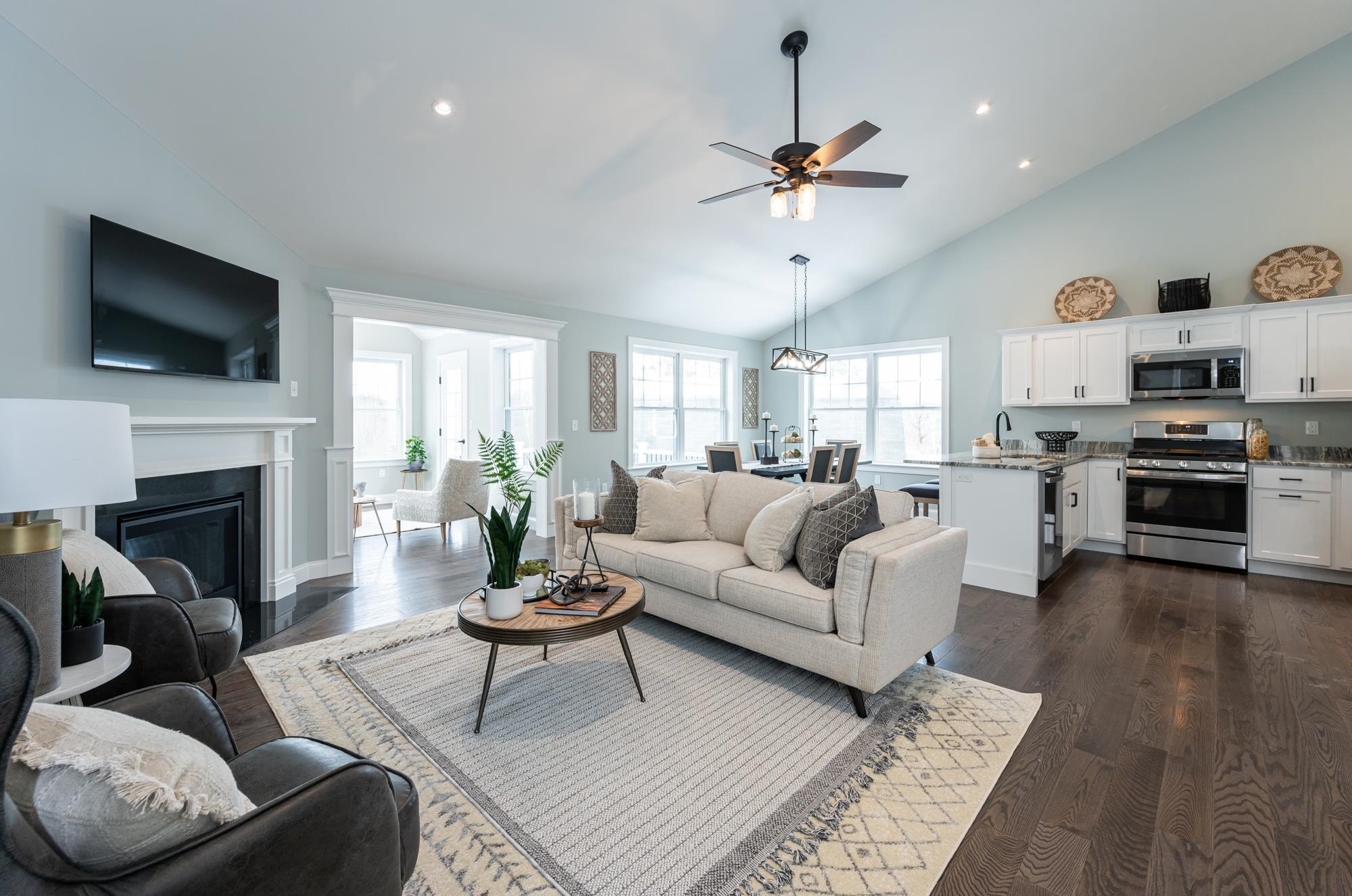 8 Village Way Property Photo 23