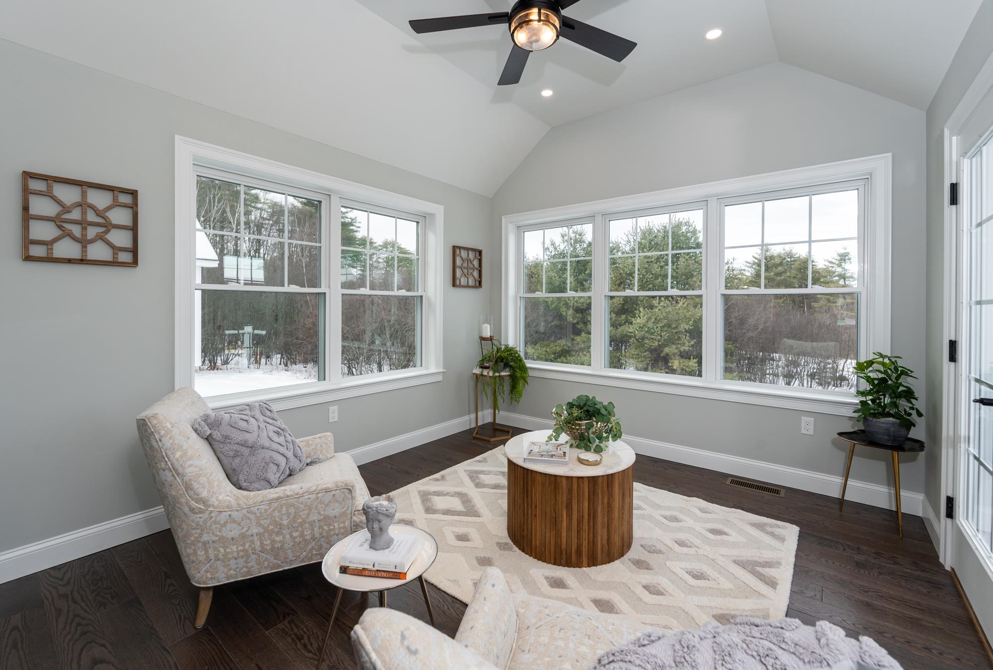 8 Village Way Property Photo 28