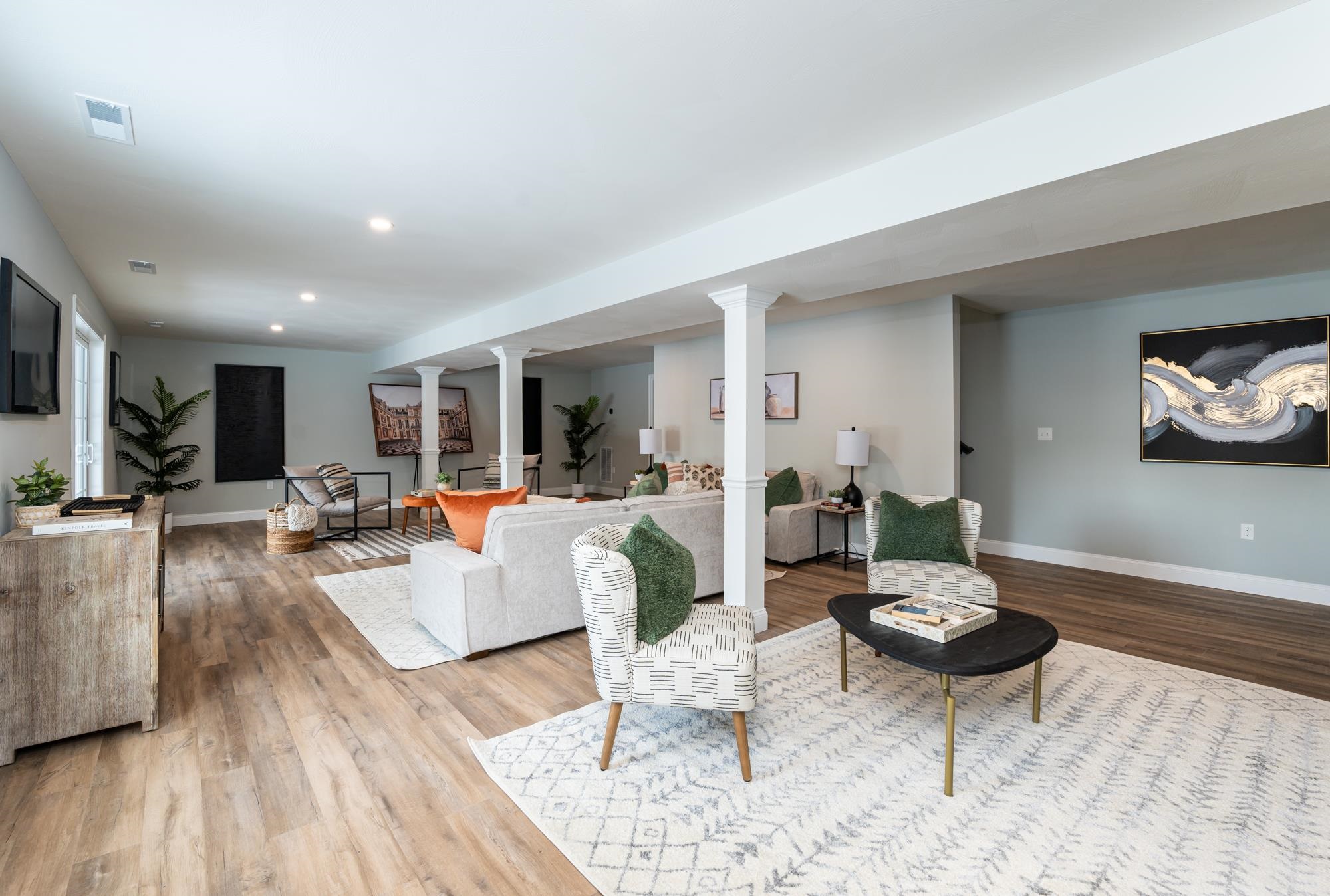 8 Village Way Property Photo 37