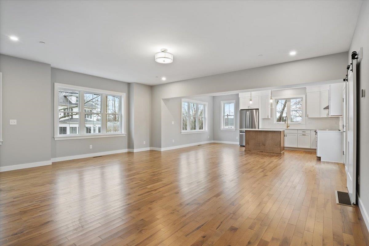 #3 Woodbury Reserve Property Photo 10
