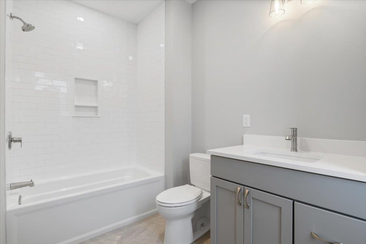 #3 Woodbury Reserve Property Photo 22