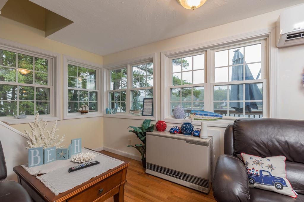 238 Fourth Street Property Photo 6