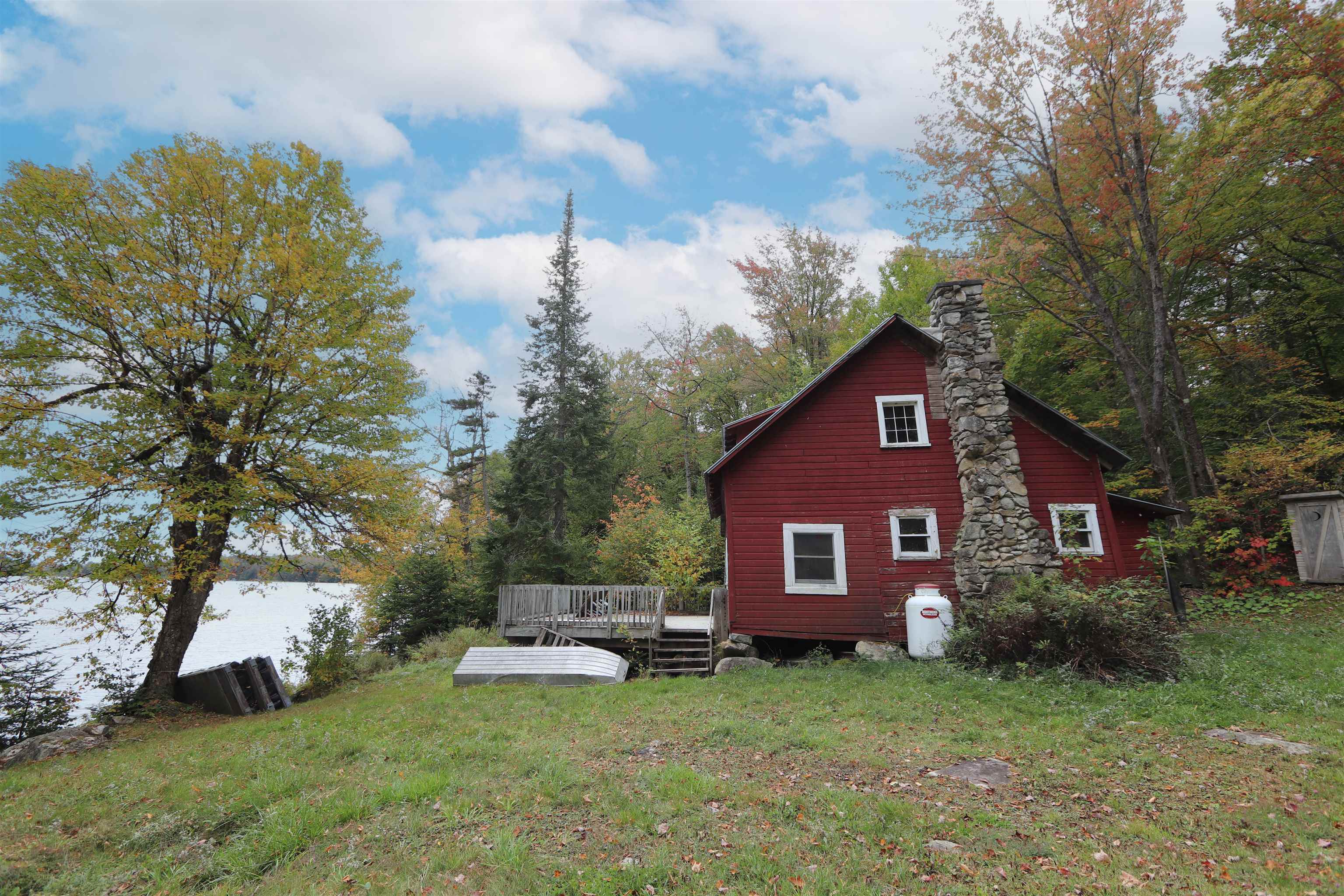 1045 Devils Hill Road Property Photo 9