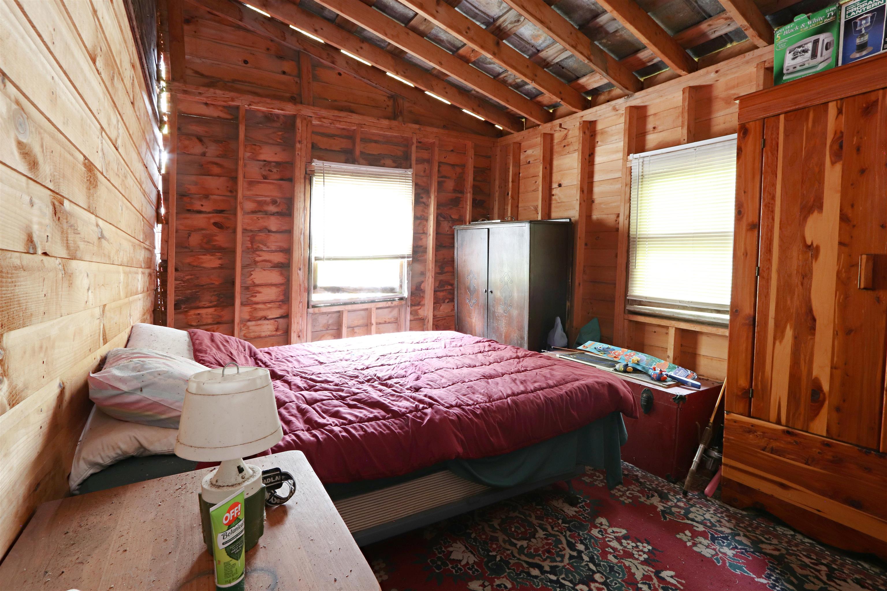 1045 Devils Hill Road Property Photo 18