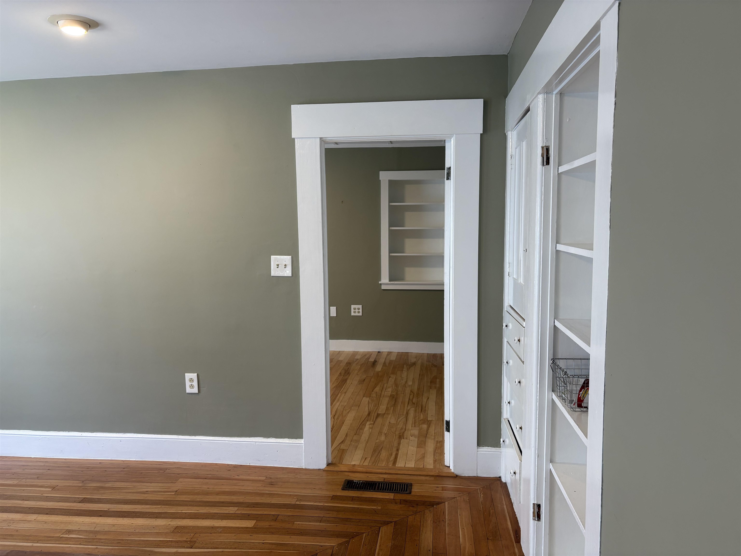 108 Main Street Property Photo 12