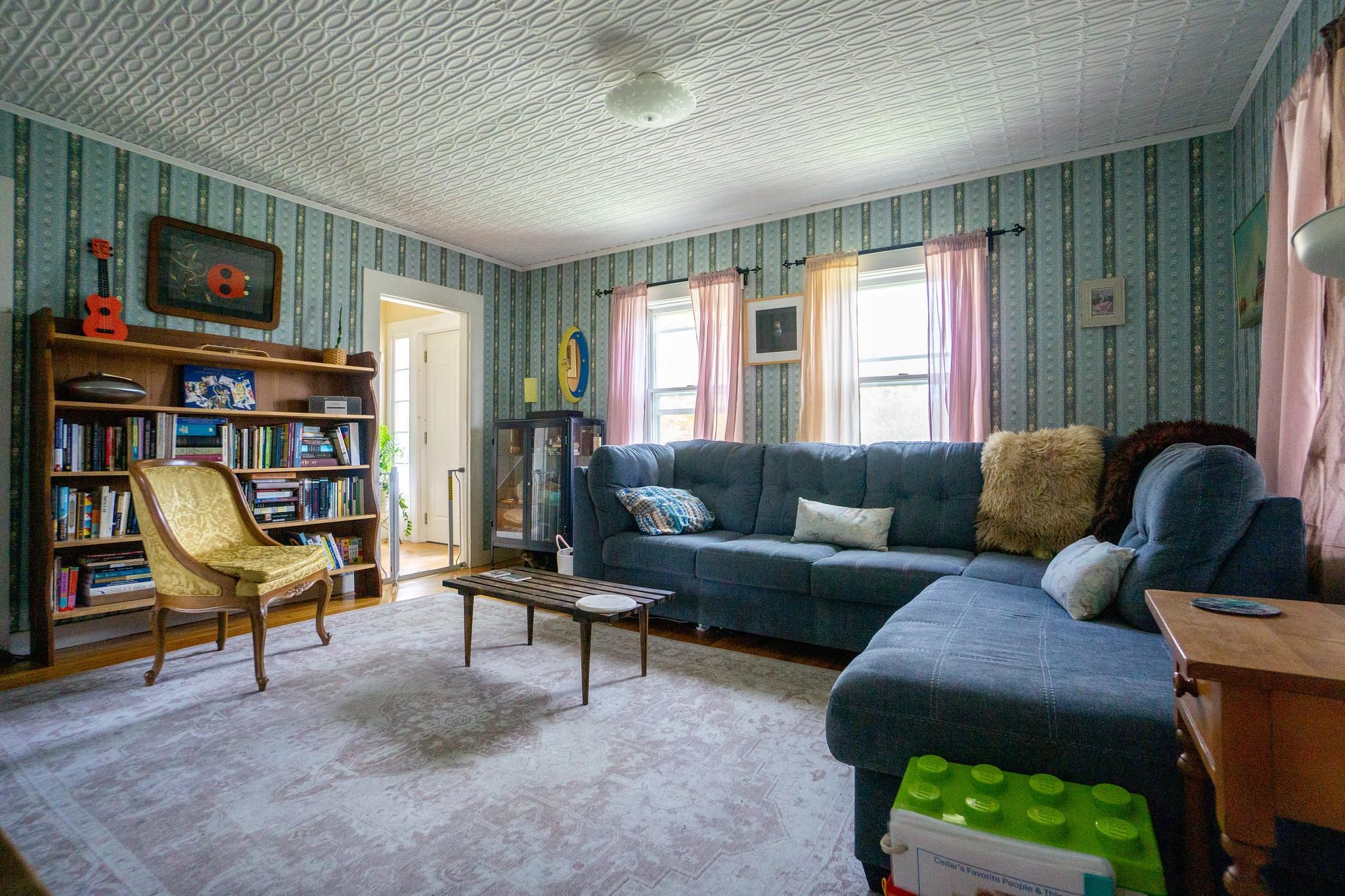 345 Currier Road Property Photo 33