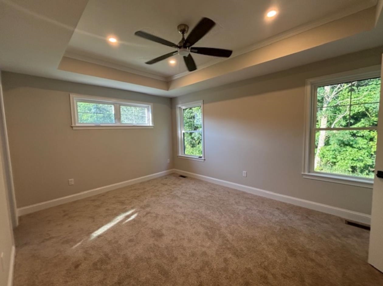 15 Taylor Circle Property Photo 8