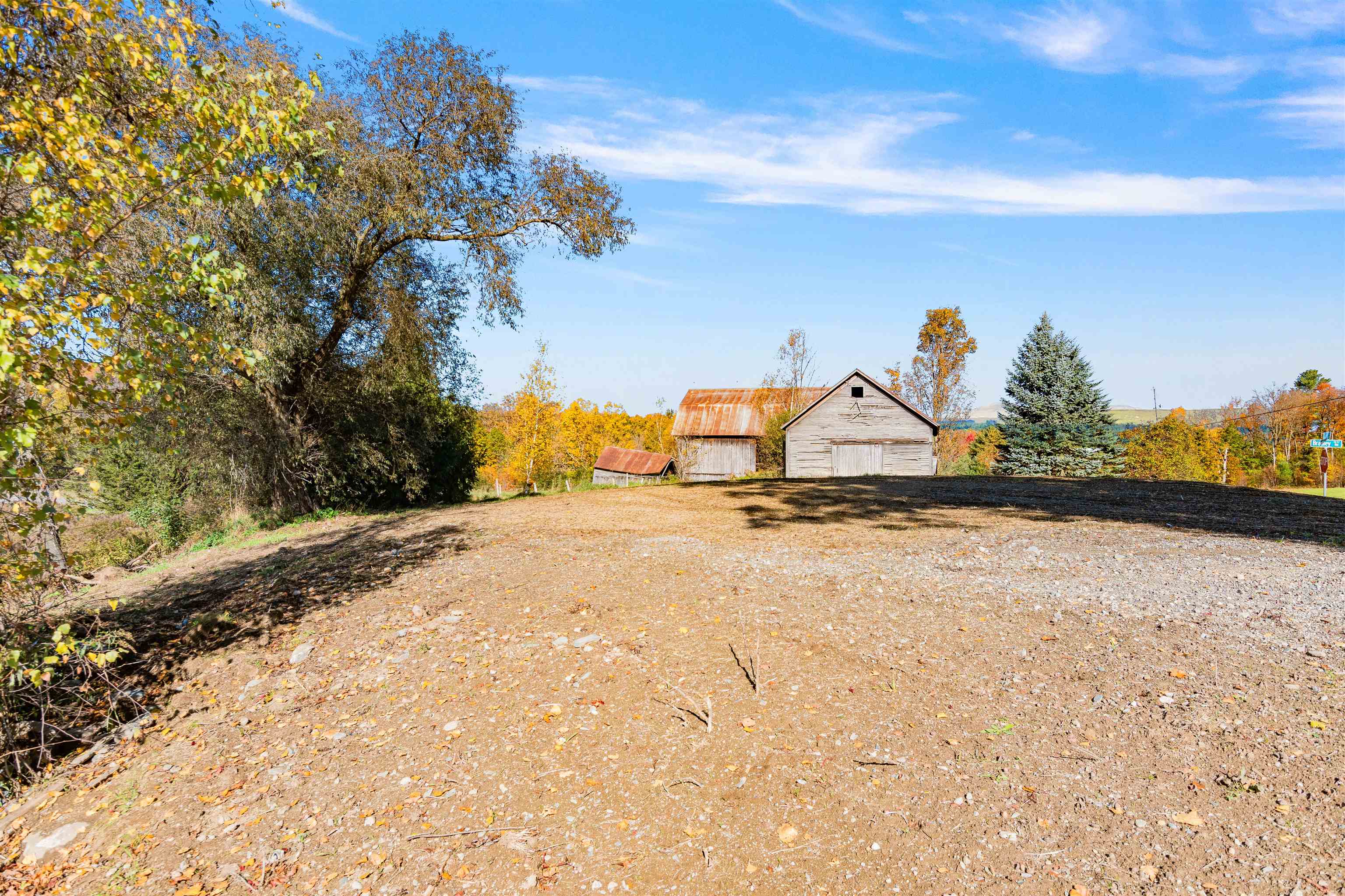 1856 South Road Property Photo 18