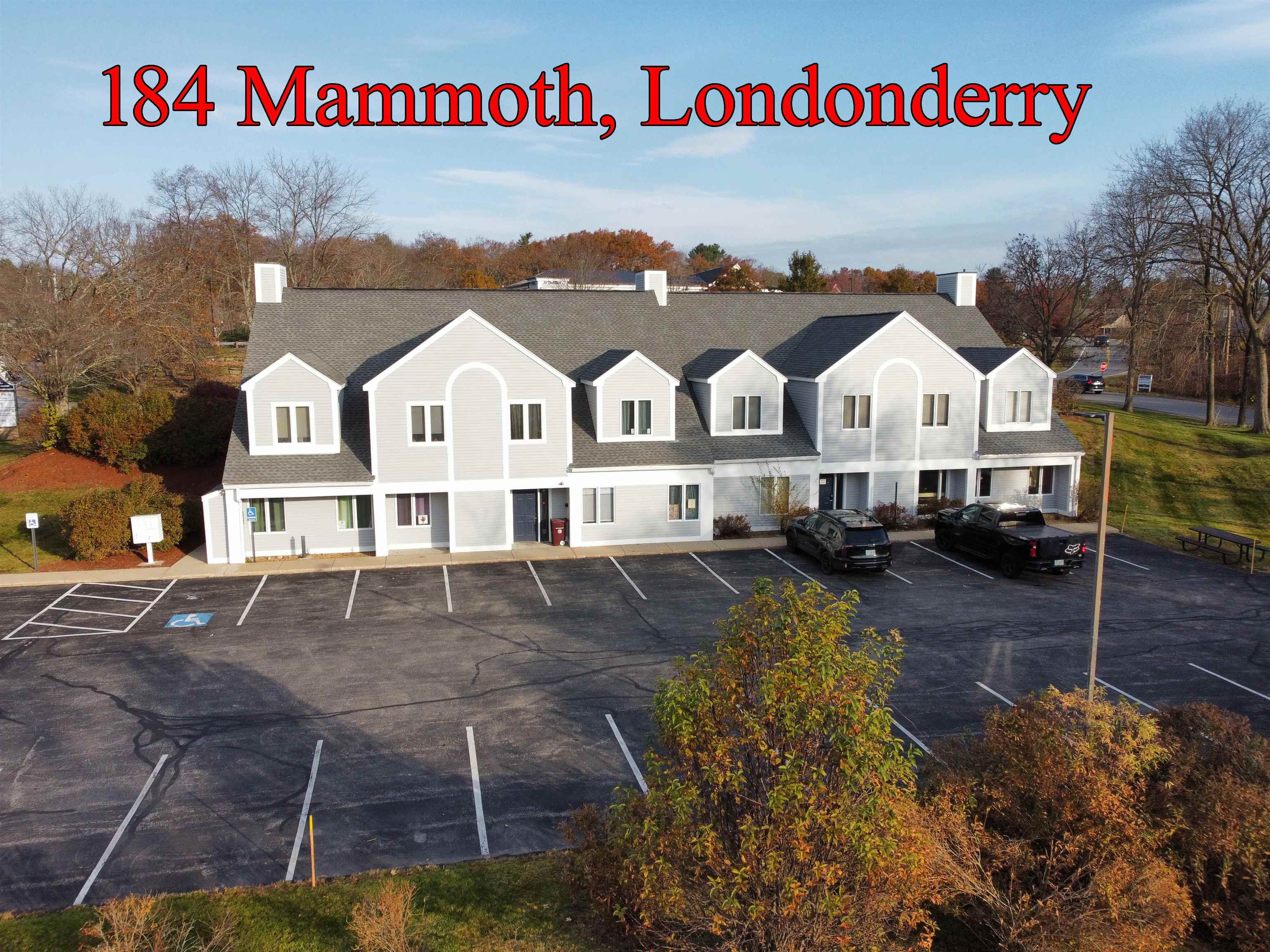 184 Mammoth Road Property Photo 1