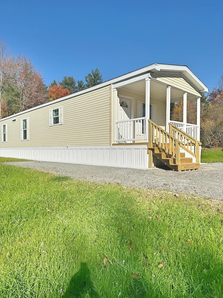 20 True Road Property Photo 2