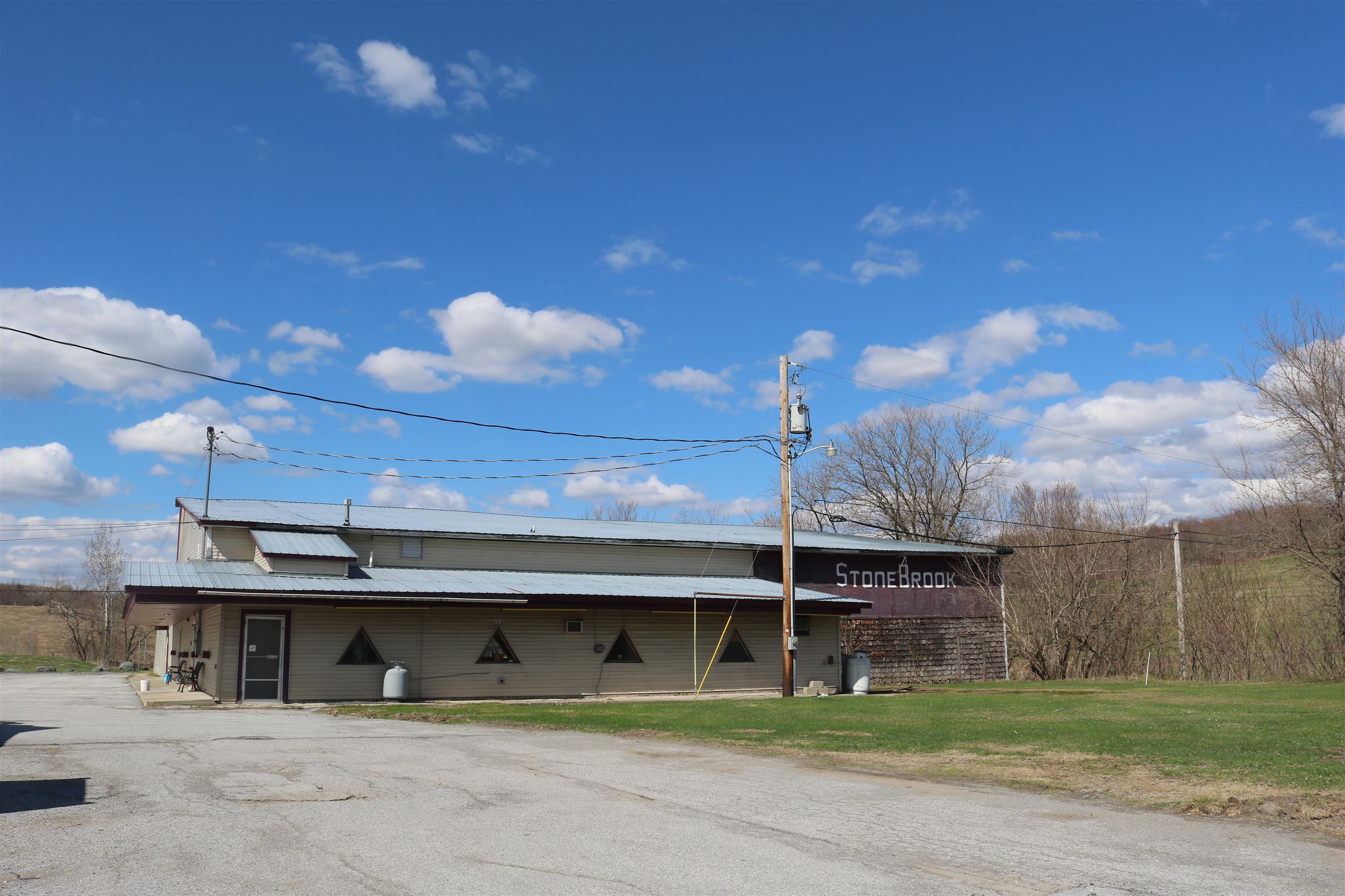 2445 Sampsonville Road Property Photo 16