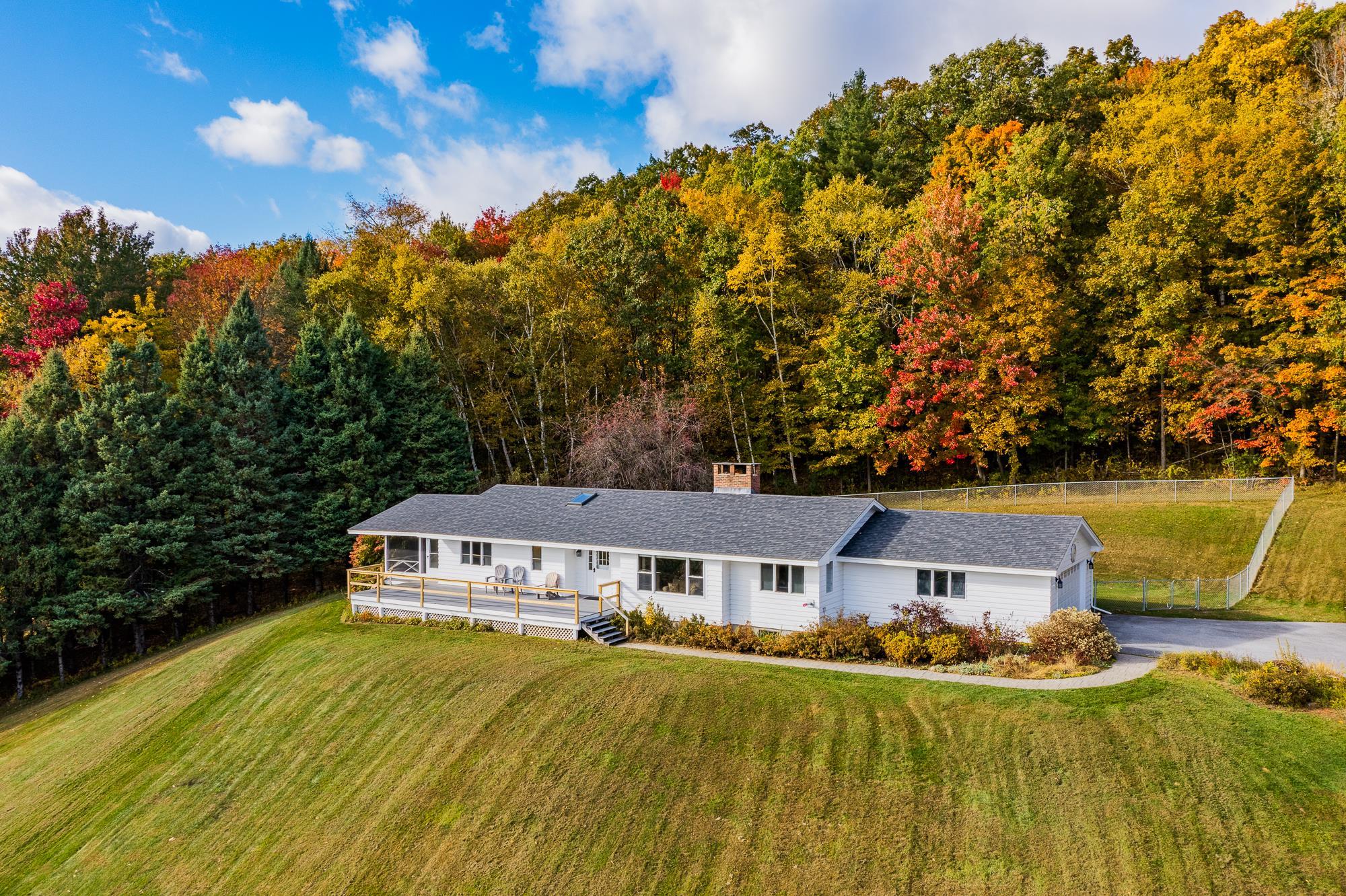 1516 West Mountain Road Property Photo